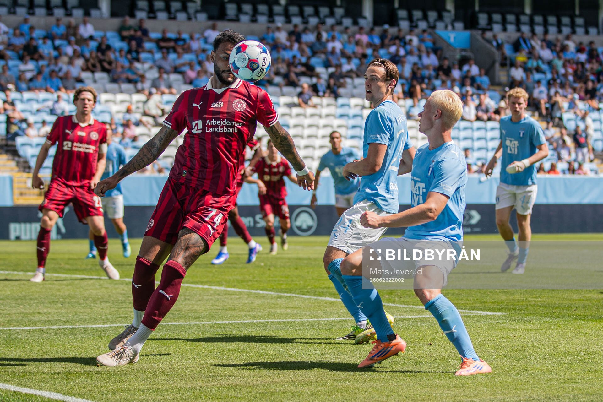 Midtjyllands Edward Chilufya mot Malmö FFs Oscar