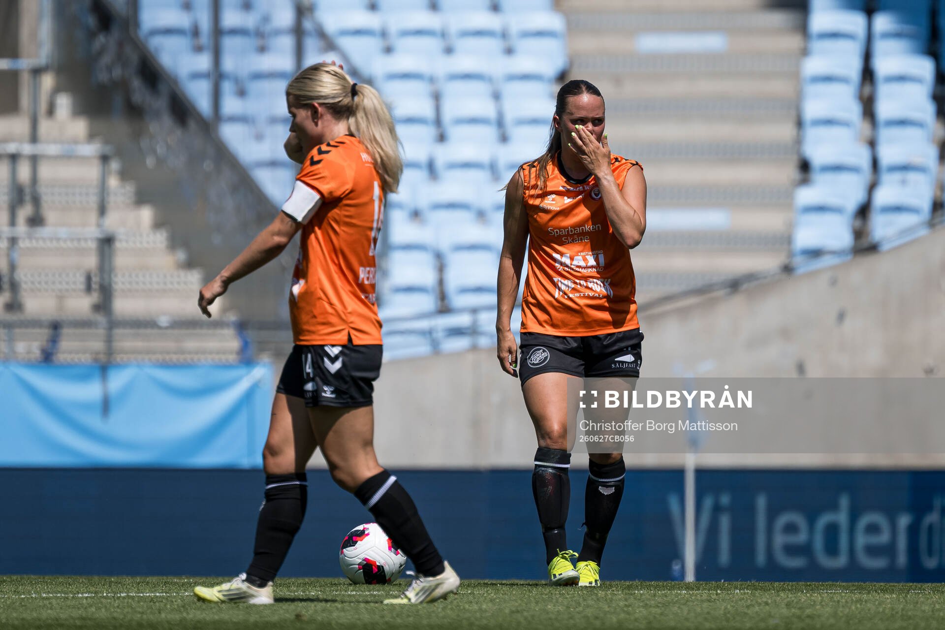 Kristianstads Tilda Persson och Hanna Ekengren deppar