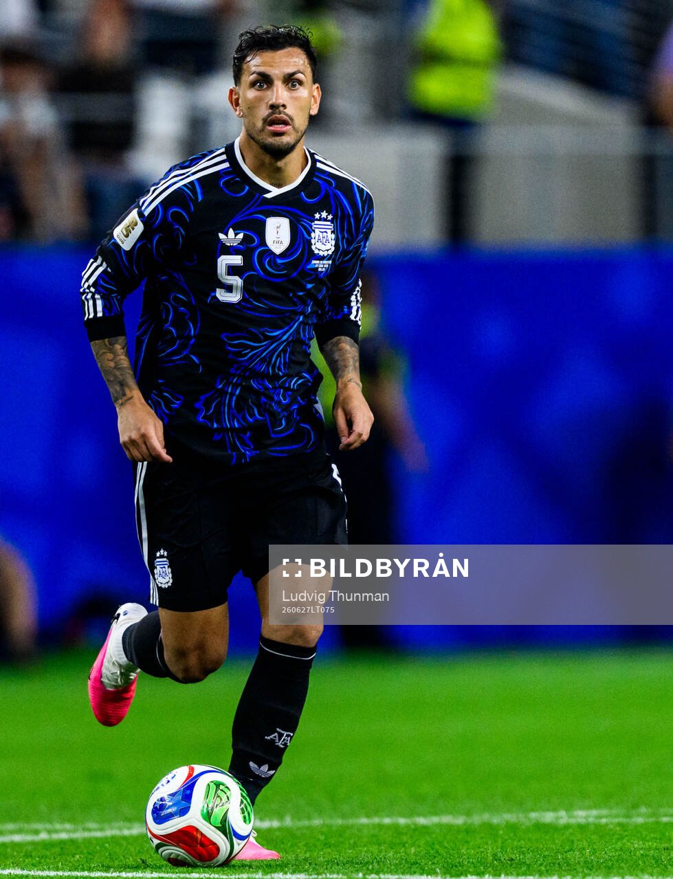 Leandro Paredes of Argentina