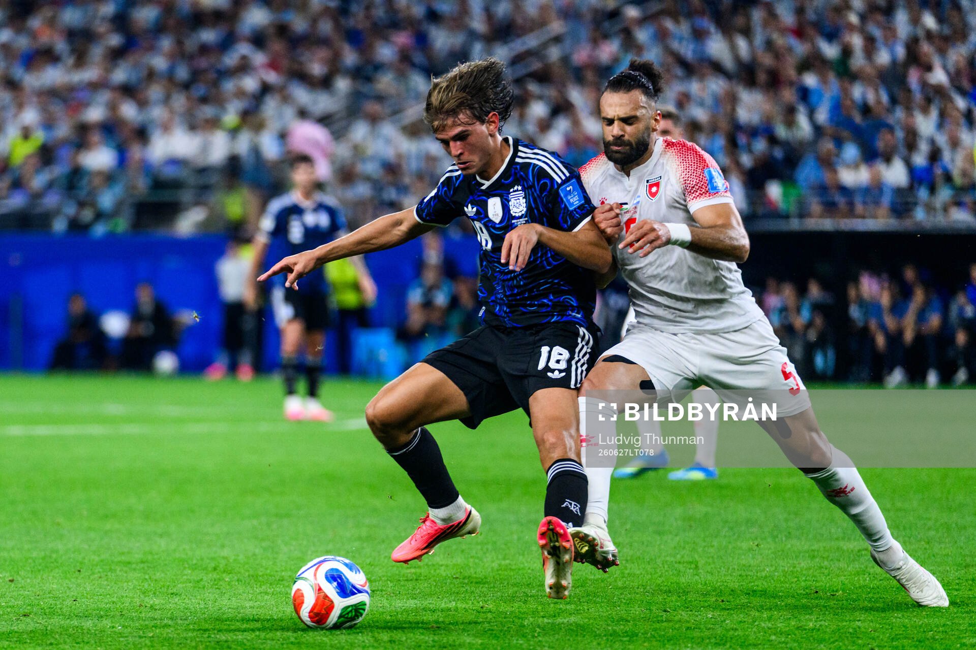 Nico Paz of Argentina and Yazan Alarab of Jordan