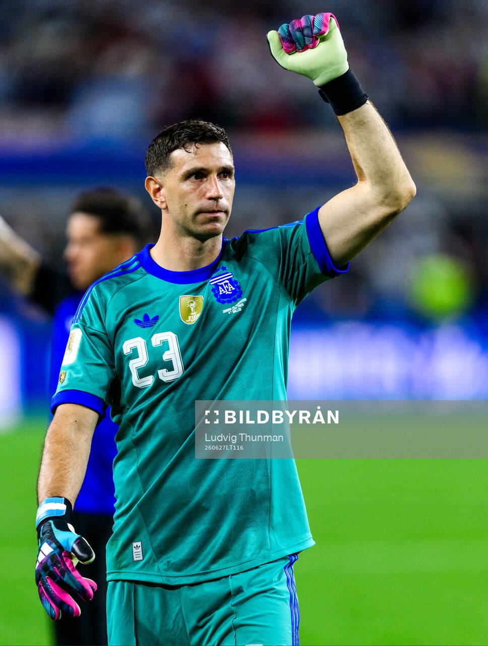 Goalkeeper Emiliano Martinez of Argentina celebrates