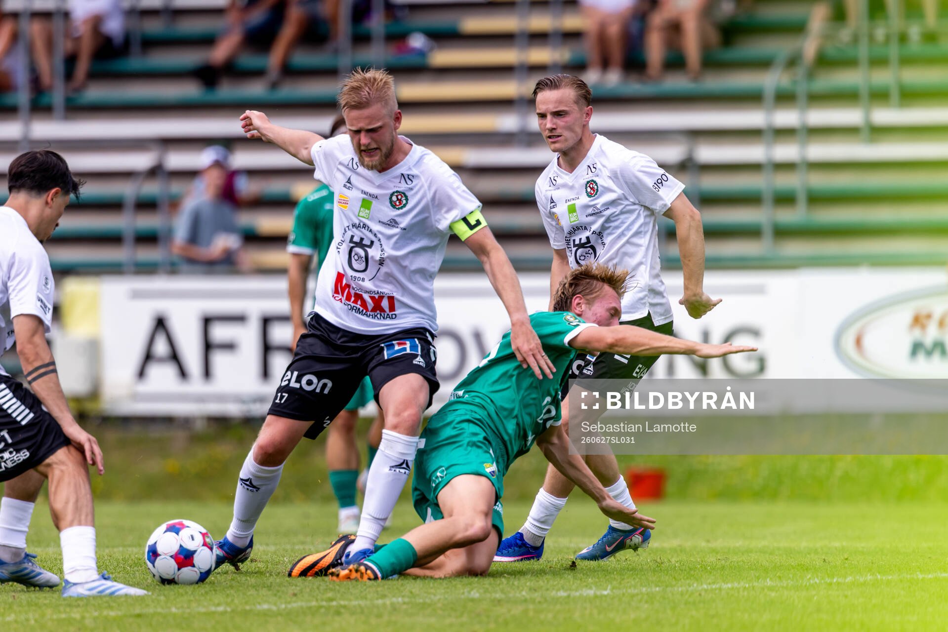 Ljungskiles Hugo Borstam  och Örebros Karl Holmberg