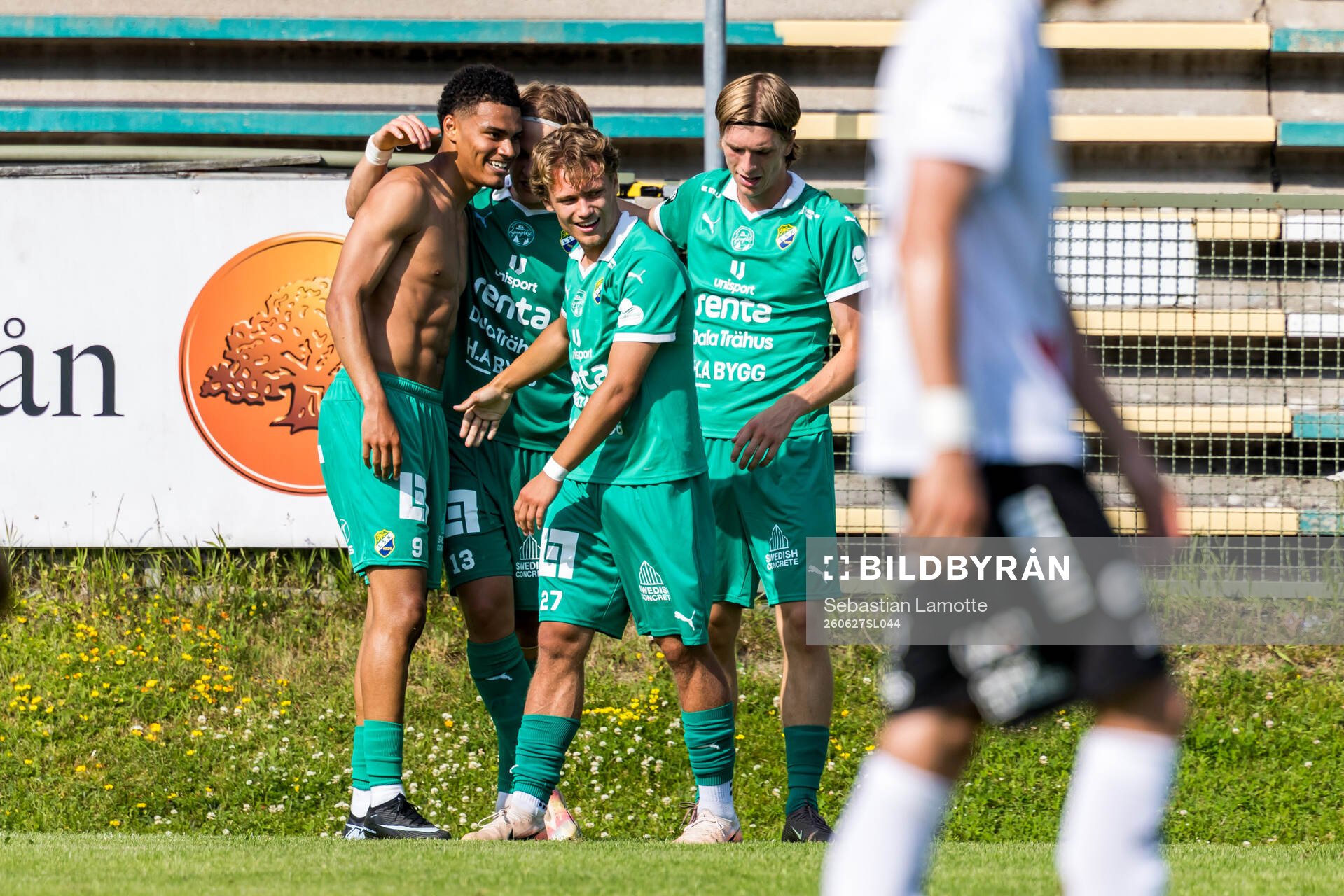 Ljungskiles Alex Rasheed jublar