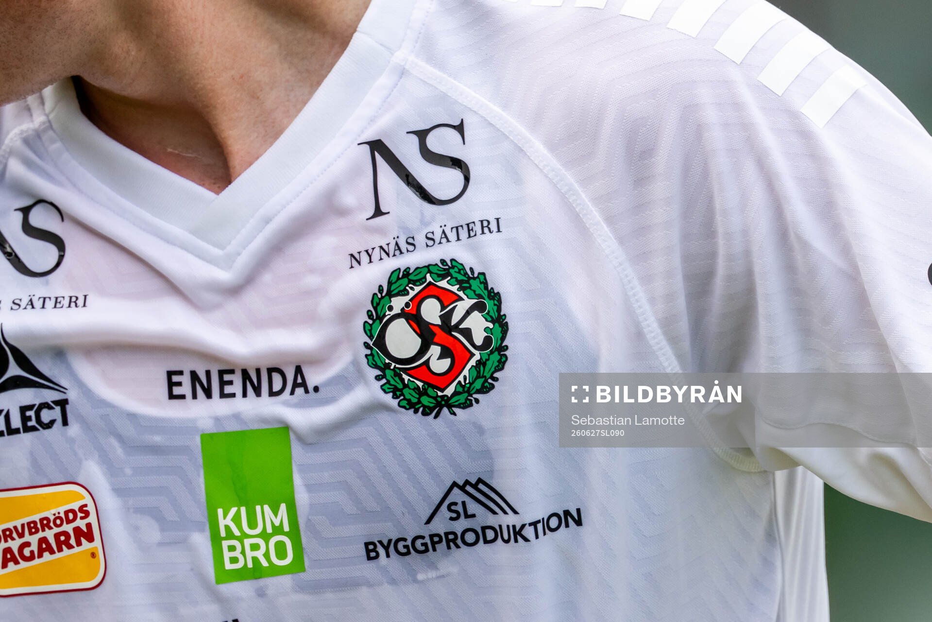 Örebros klubbmärke på en tröja