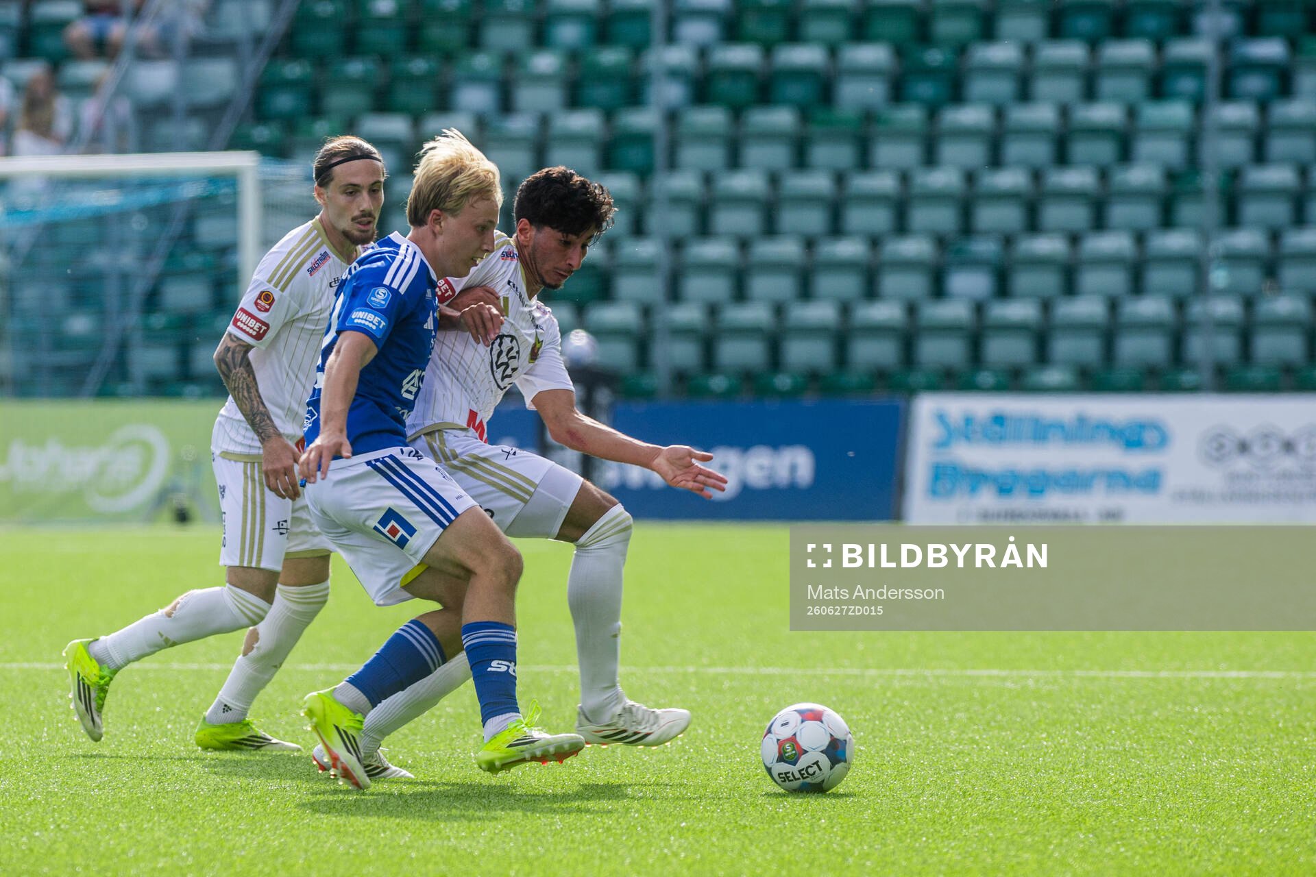 GIF Sundsvalls Mille Eriksson och Östersunds Abdulla Abodi