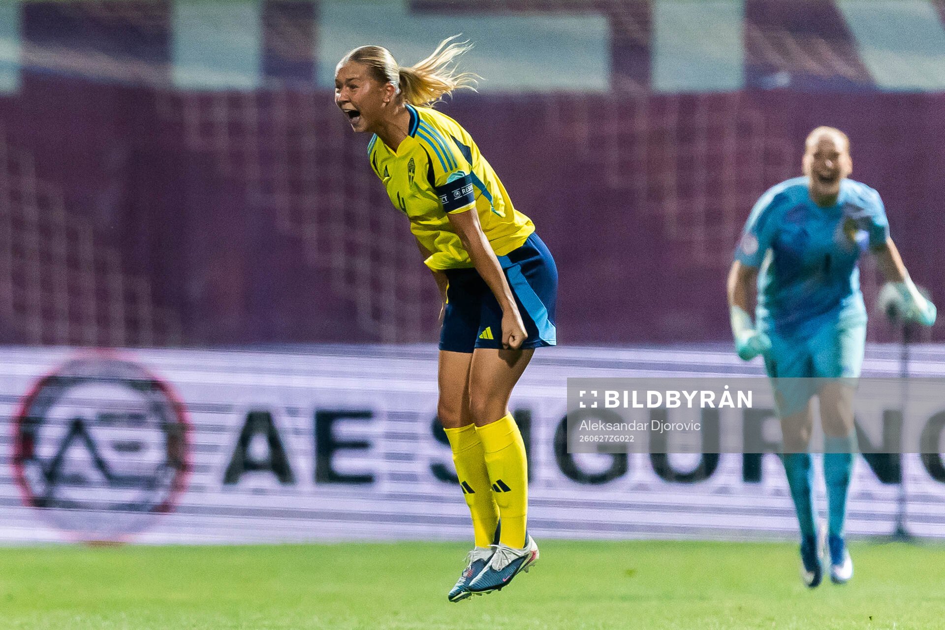 Alice Broman of Sweden celebrates