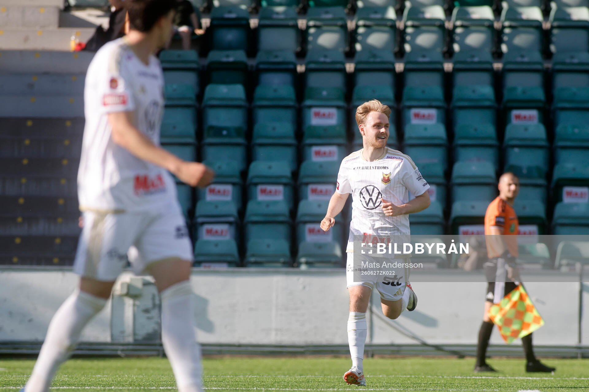 Östersunds Simon Marklund jublar