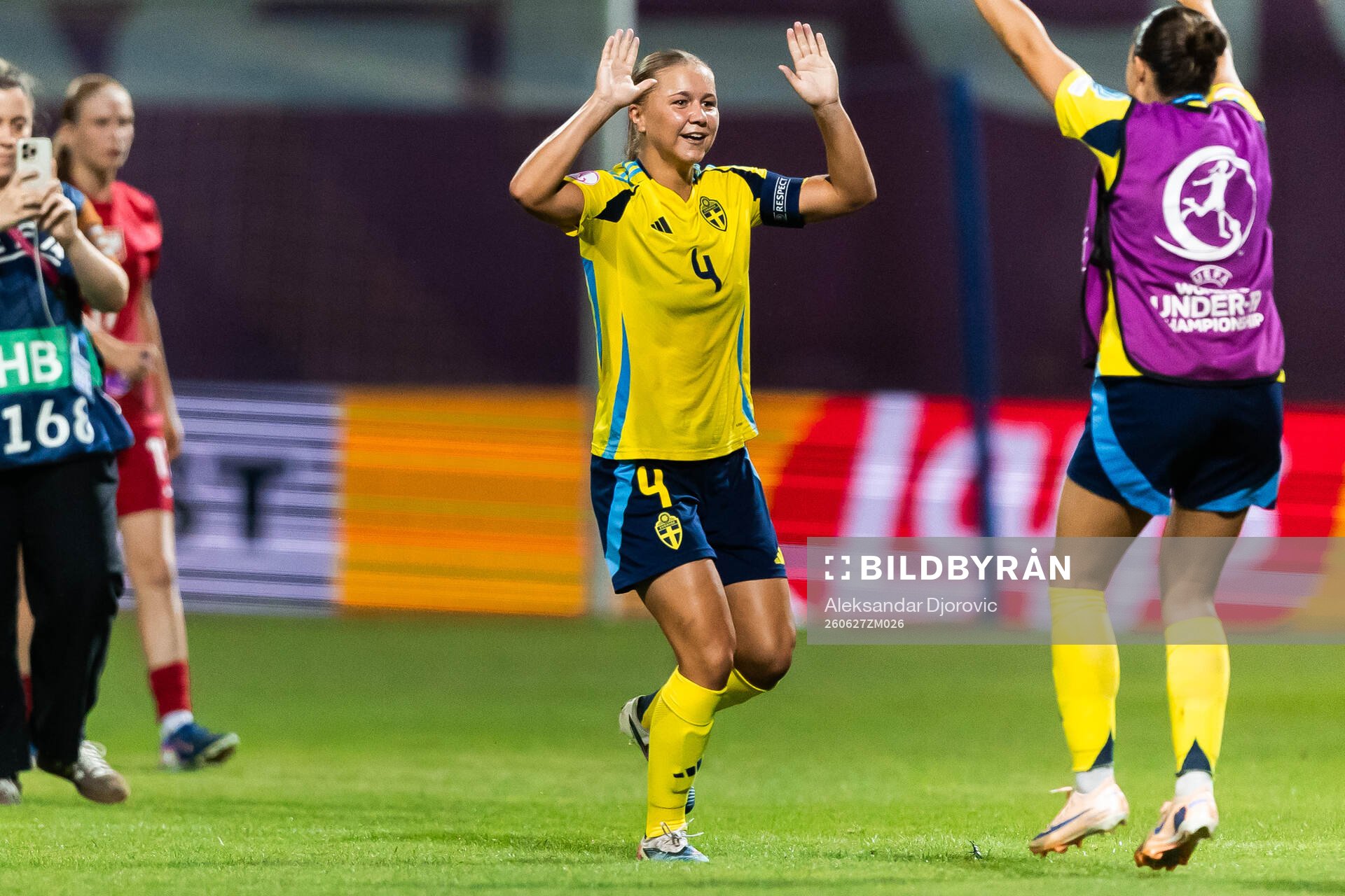 Alice Broman of Sweden celebrates