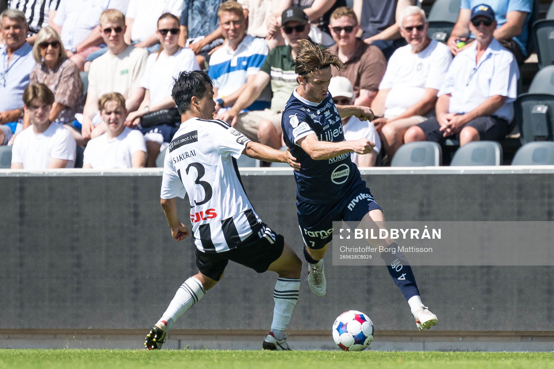 Landskronas Kota Sakurai och IFK Värnamos Carl Johansson
