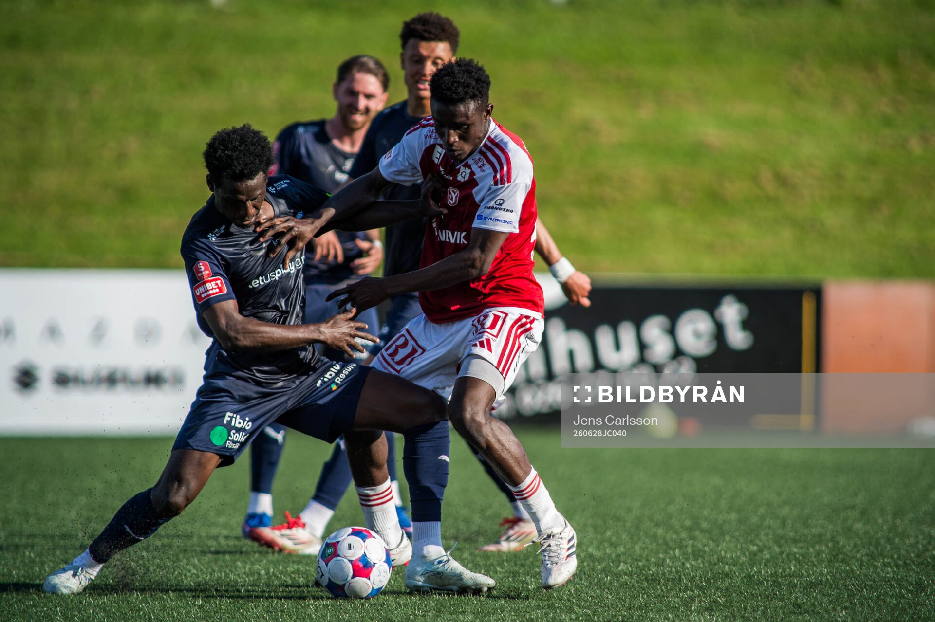 Helsingborgs Daouda Amadou och Sandvikens Valassina Solo