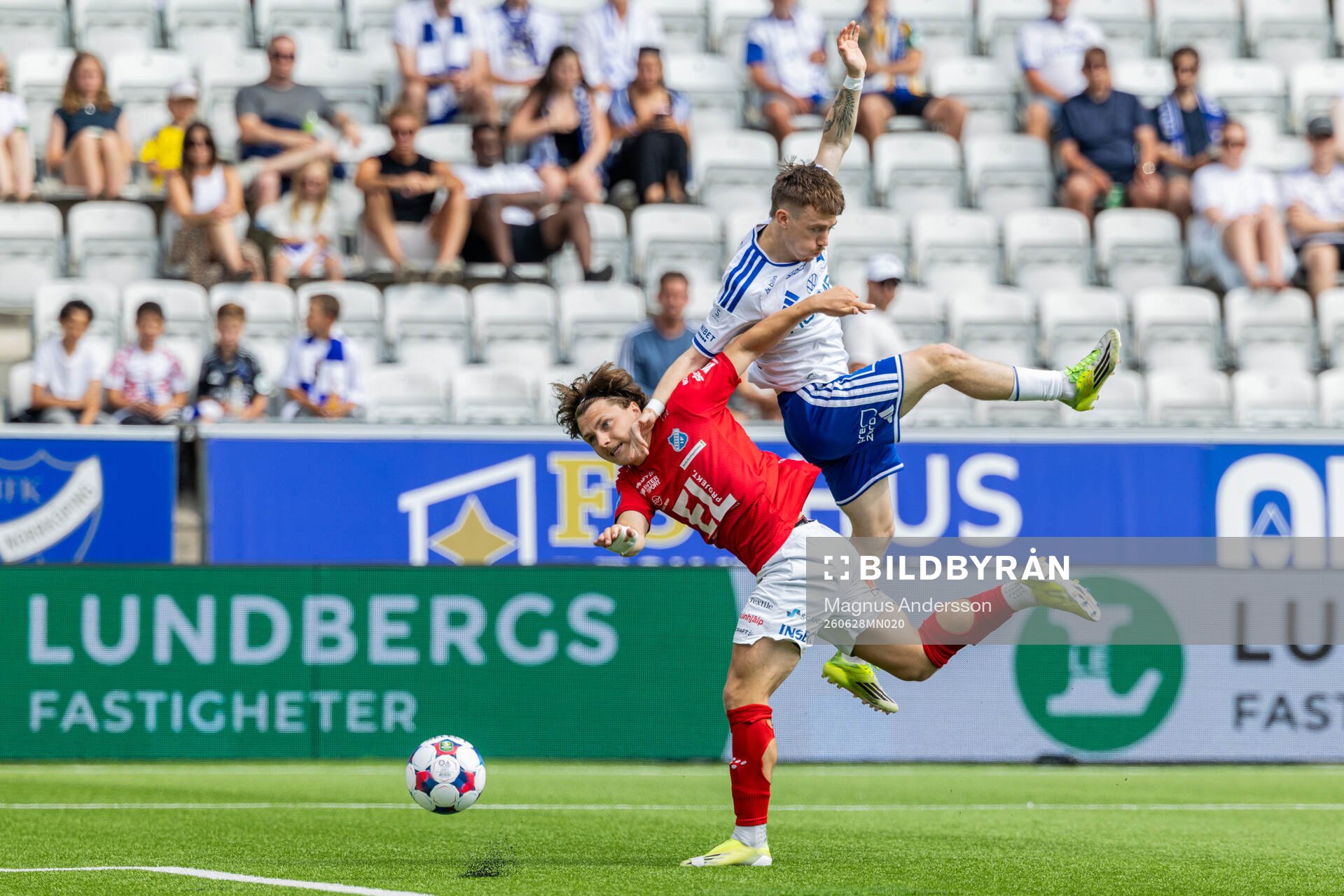 Norrbys Ture Spendler och IFK Norrköpings Ryan Nelson