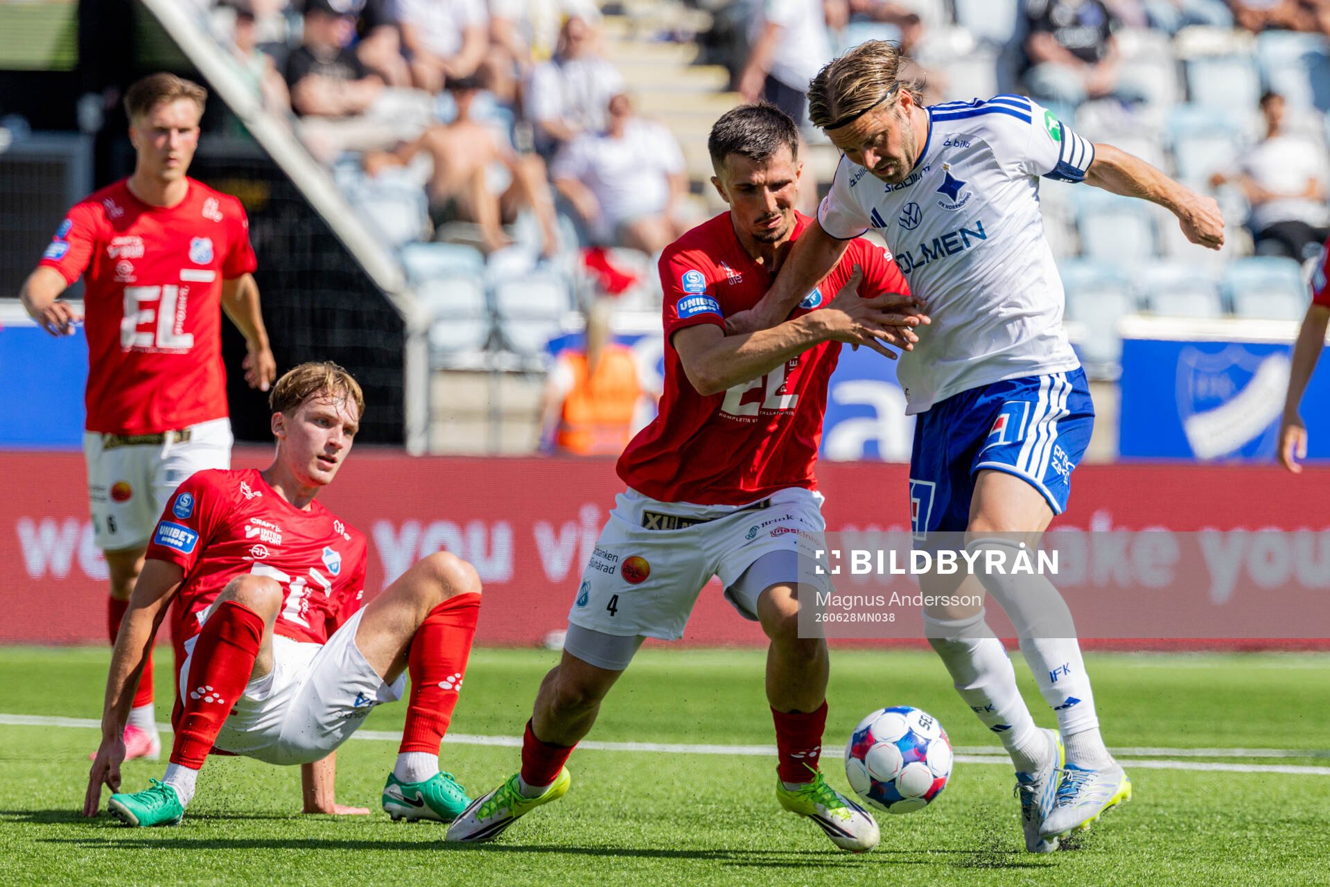 Norrbys Aldin Nedzibovic och IFK Norrköpings Christoffer