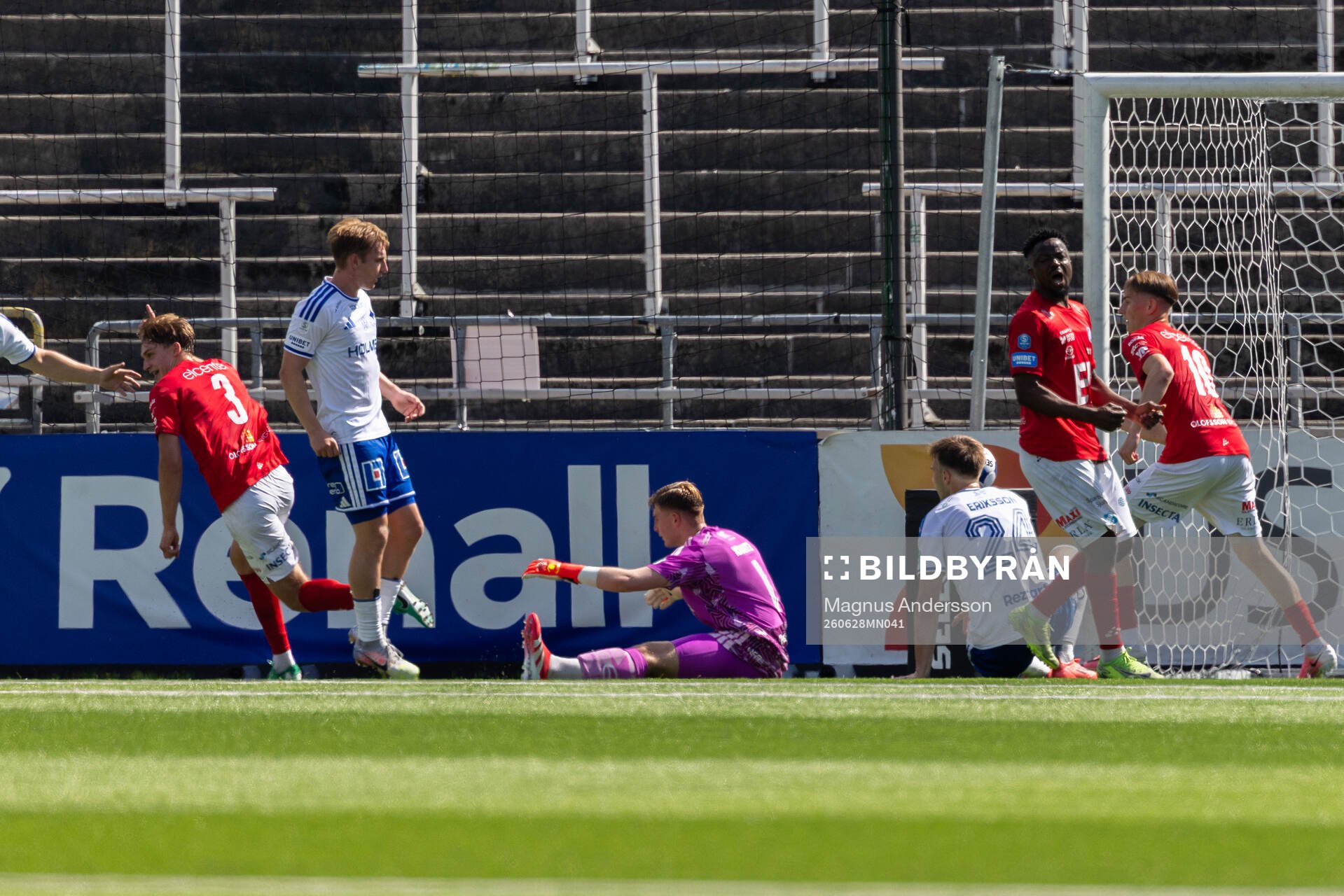 Norrbys Johannes Engvall jublar