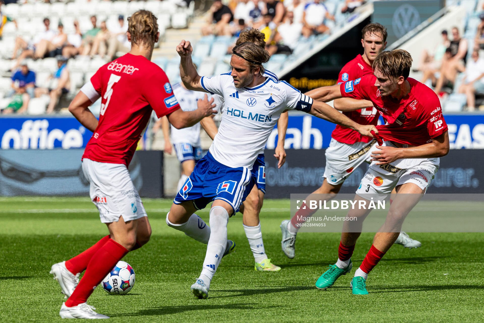 IFK Norrköpings Christoffer Nyman och Norrbys Johannes