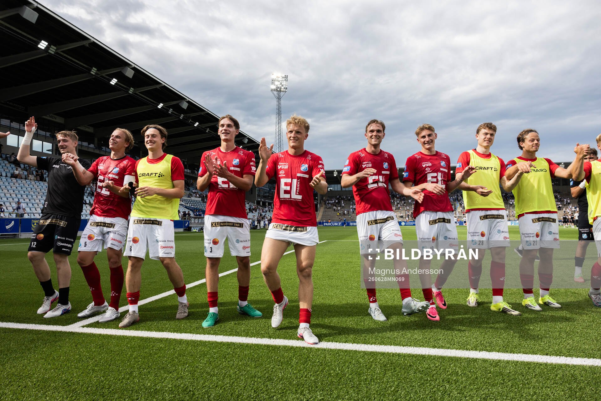 Norrbys spelare jublar