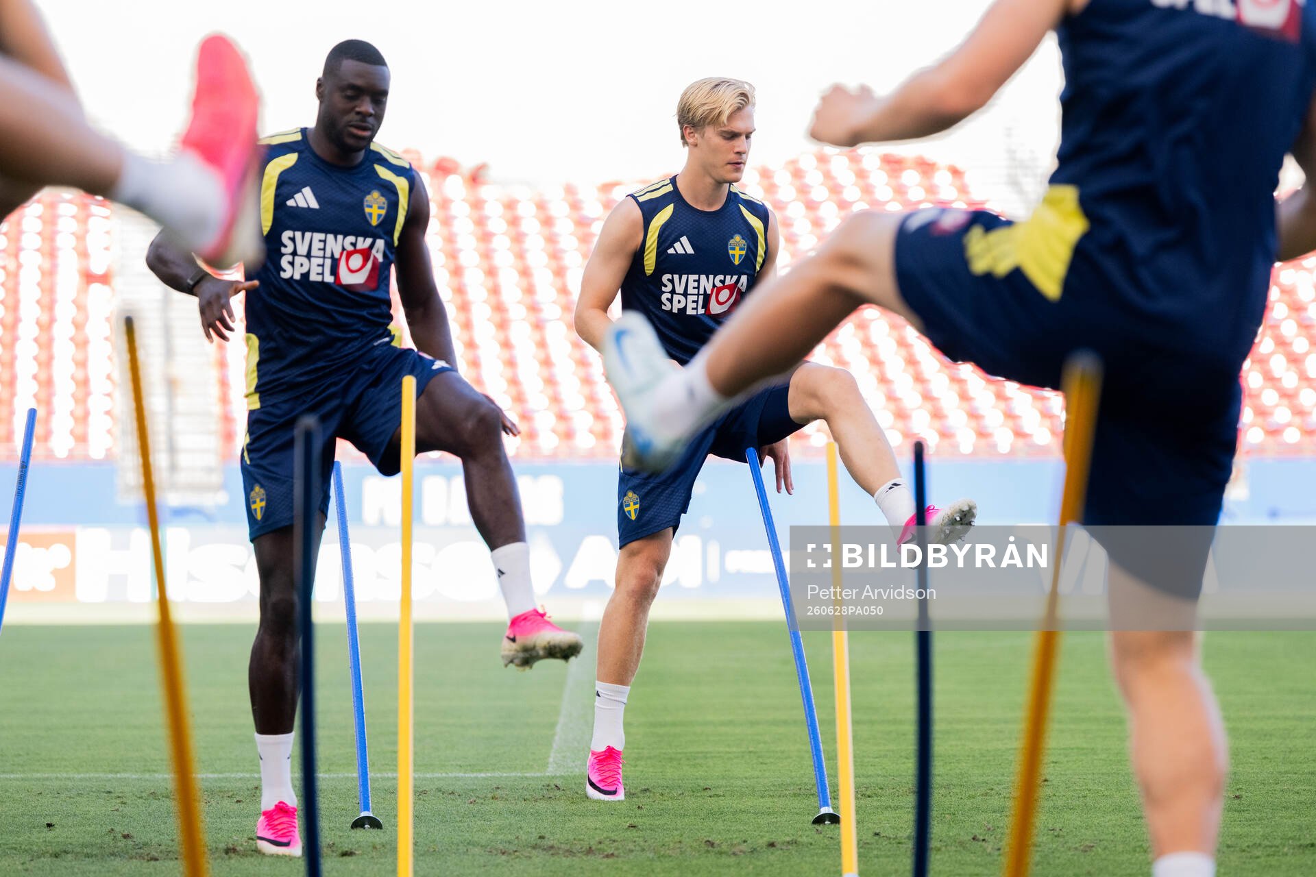 Ken Sema and Lucas Bergvall of the Swedish national