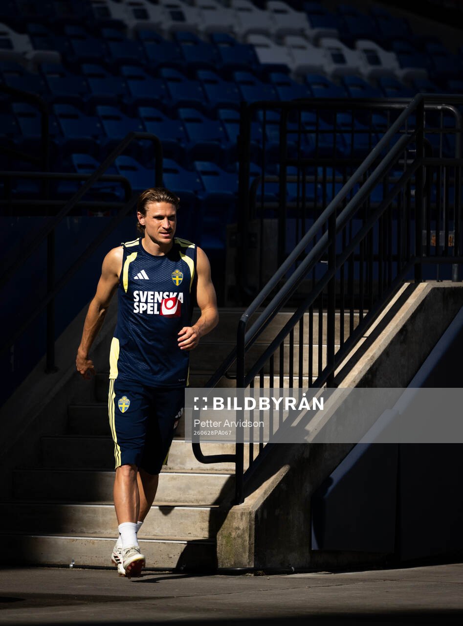 Carl Starfelt of the Swedish national football team at a