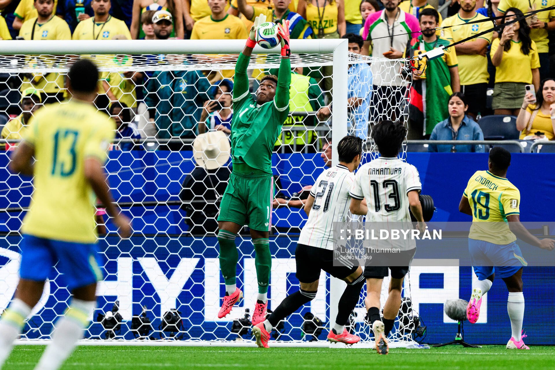 Goalkeeper Zion Suzuki of Japan