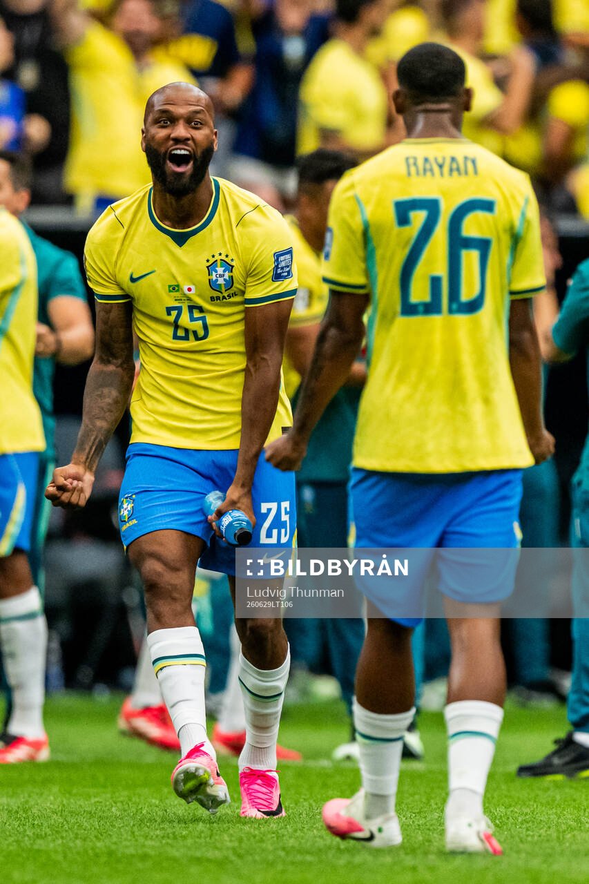 Igor Thiago of Brazil celebrates