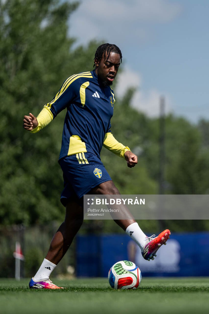 Anthony Elanga of the Swedish national football team at a