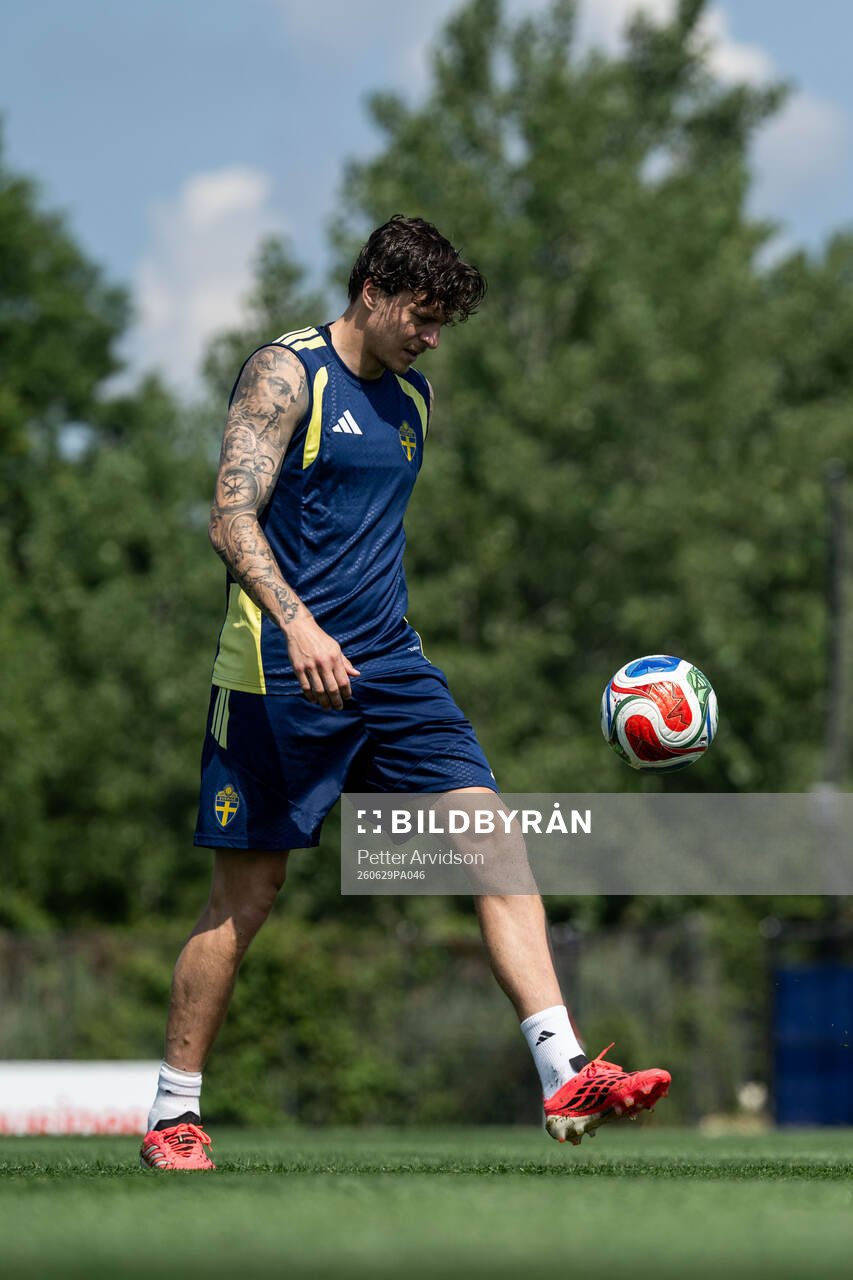 Victor Nilsson Lindelöf of the Swedish national football