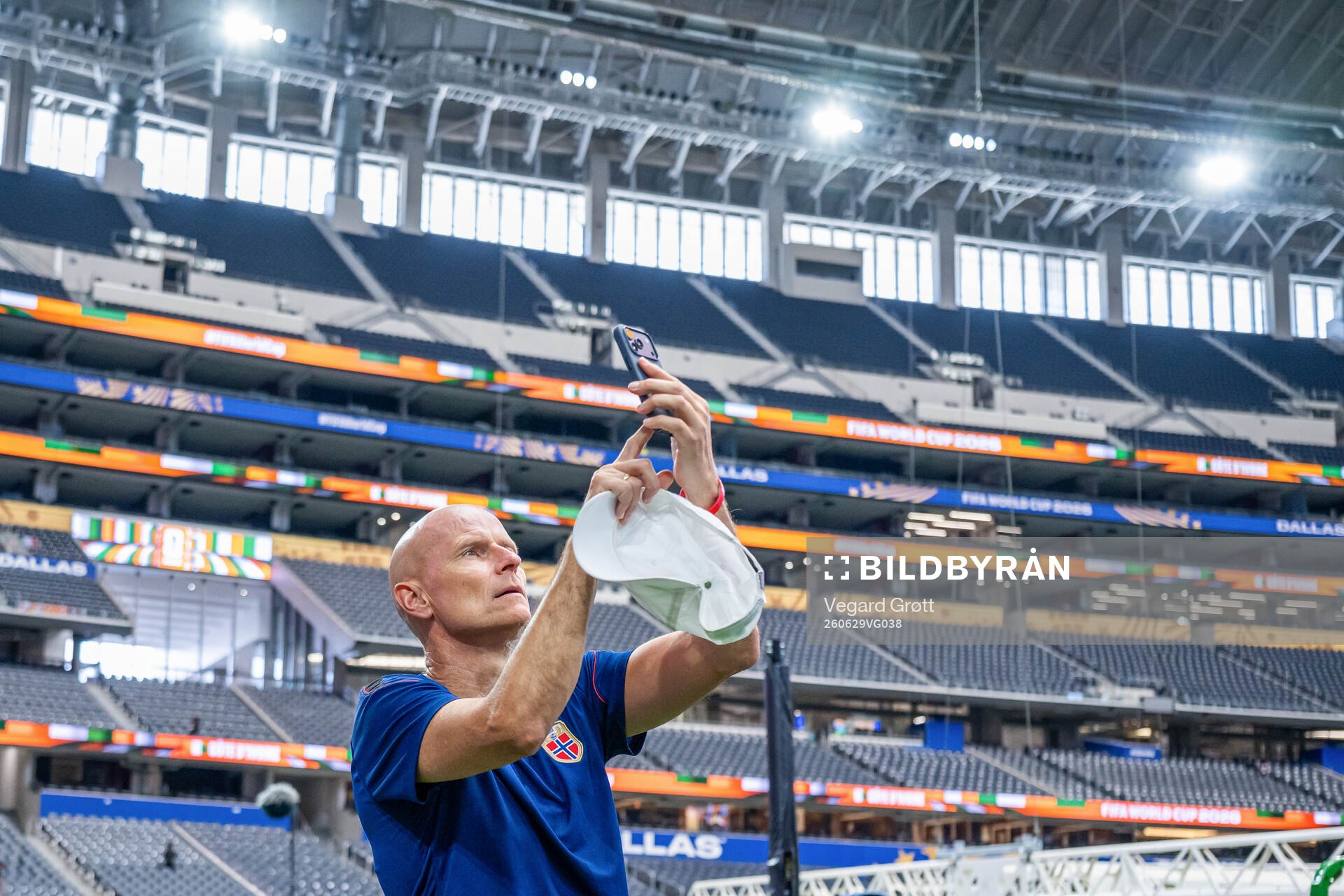 Head coach Ståle Solbakken of the Norwegian national