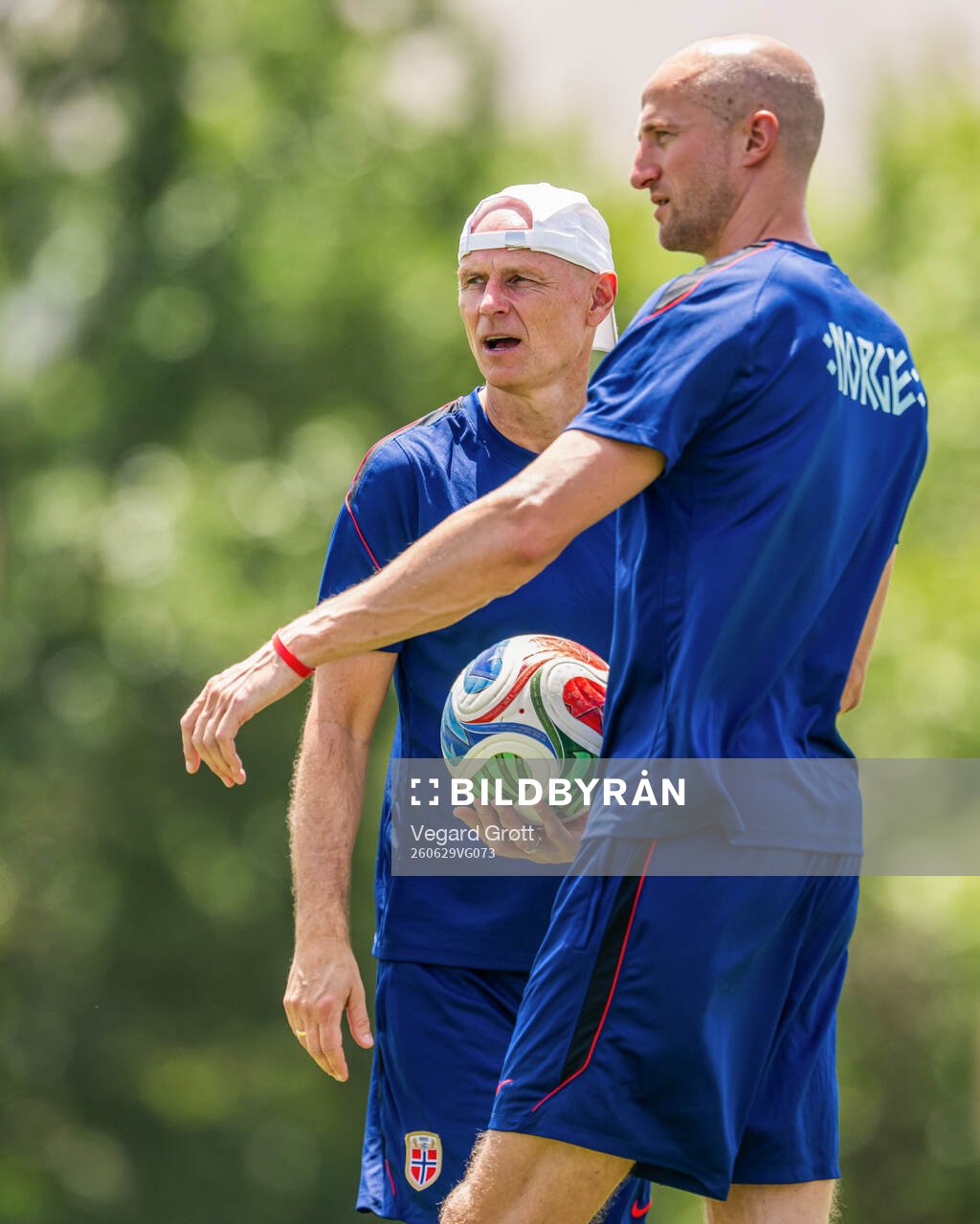 Head coach Ståle Solbakken and player manager Brede