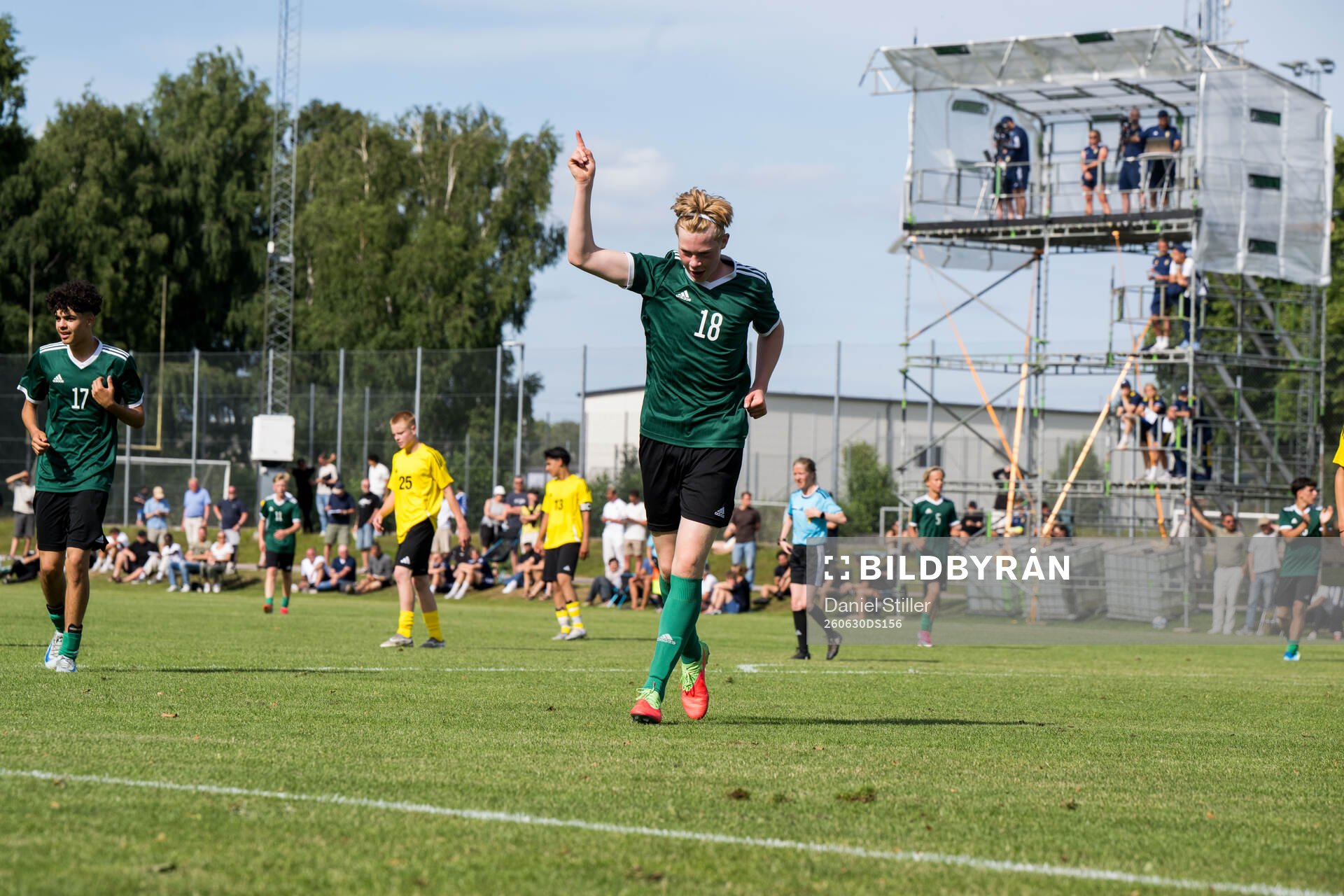 Lag7s Vincent Bergkvist, Västerås SK FK jublar och