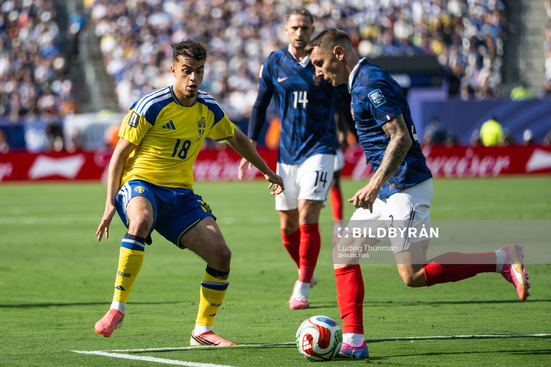 Yasin Ayari of Sweden and Lucas Digne of France