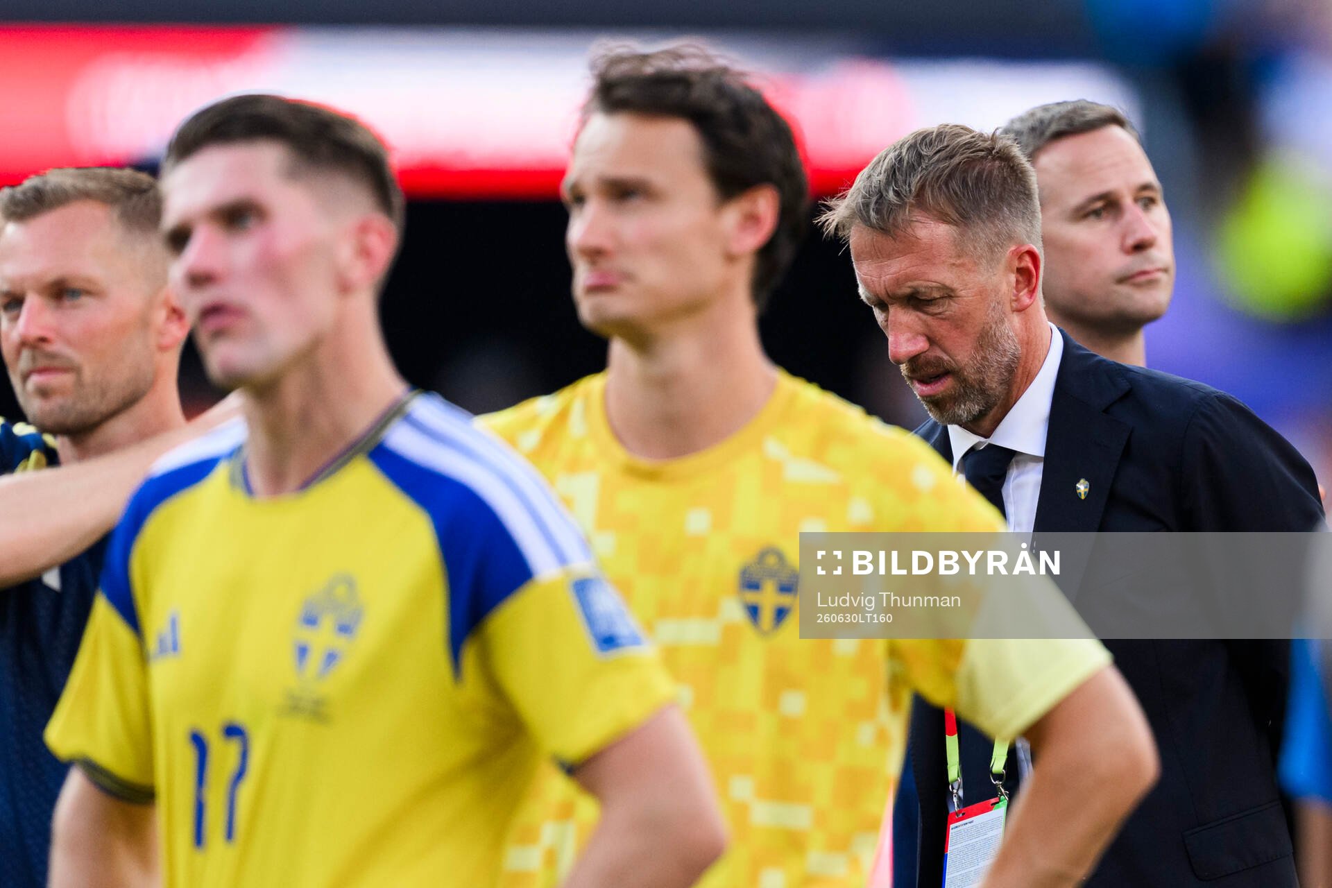 Head coach Graham Potter of Sweden looks dejected