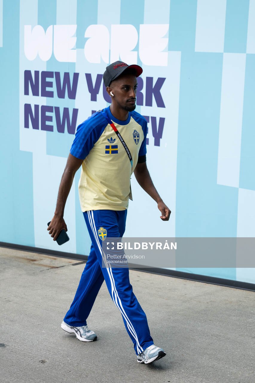 Taha Ali of Sweden arrives
