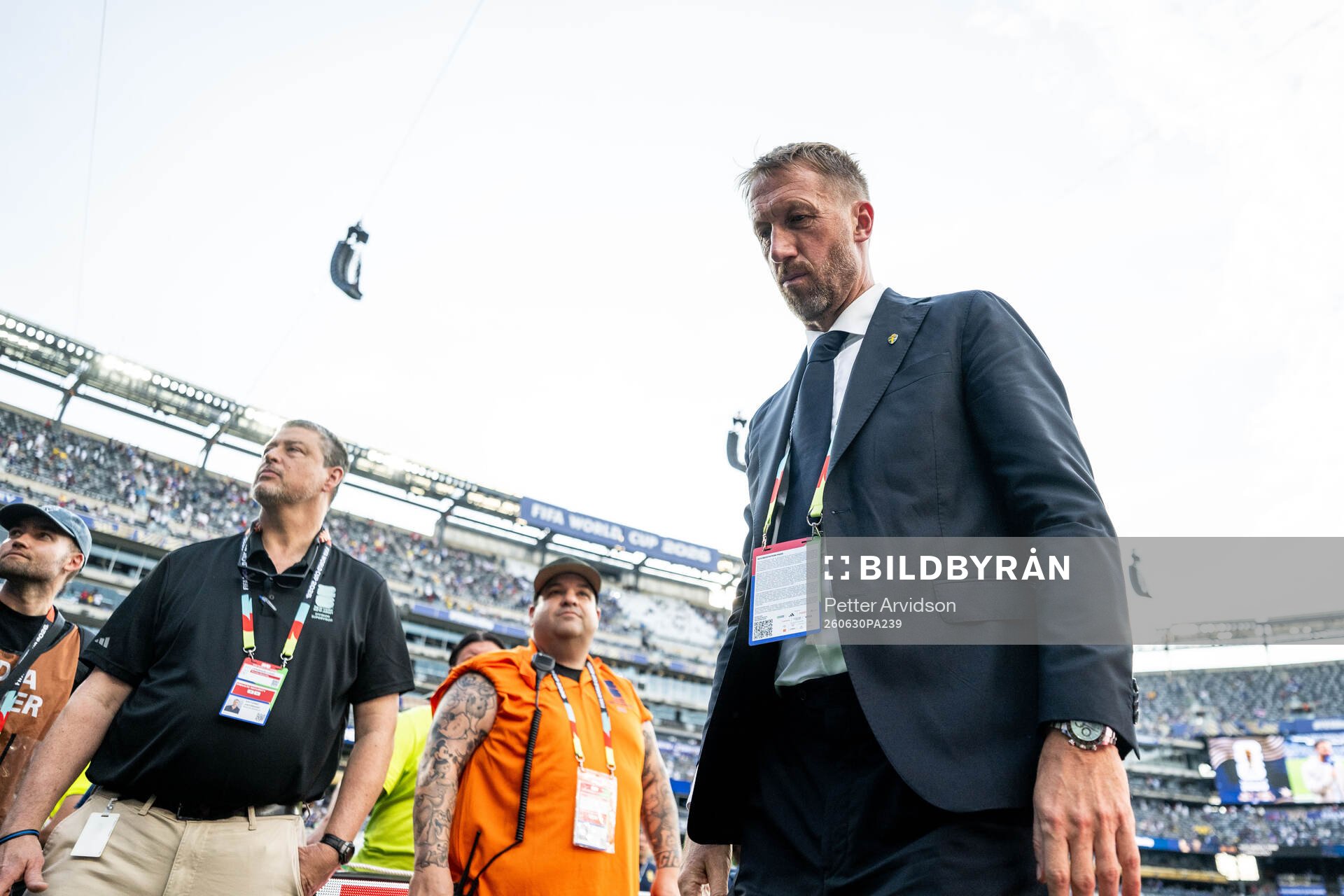 Head coach Graham Potter of Sweden looks dejected