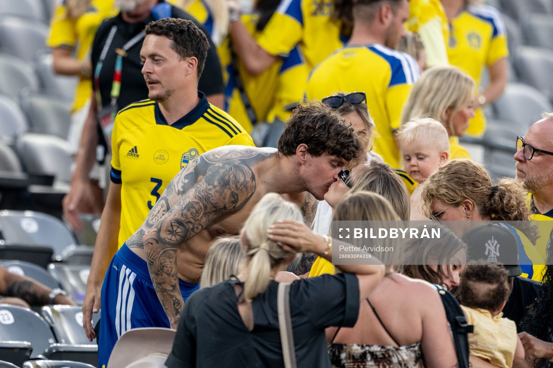 Victor Nilsson Lindelöf of Sweden with his wife Maja