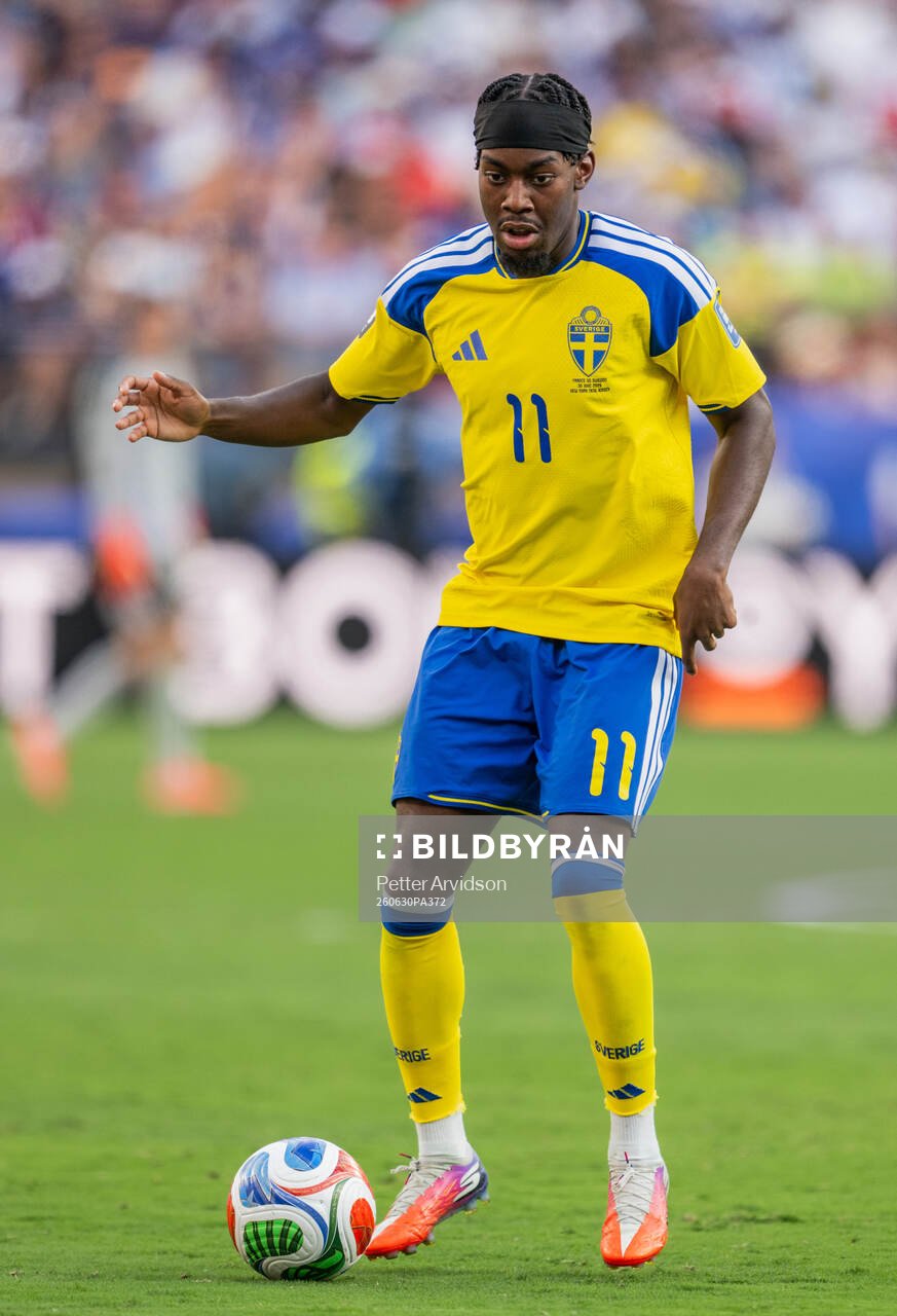 Anthony Elanga of Sweden