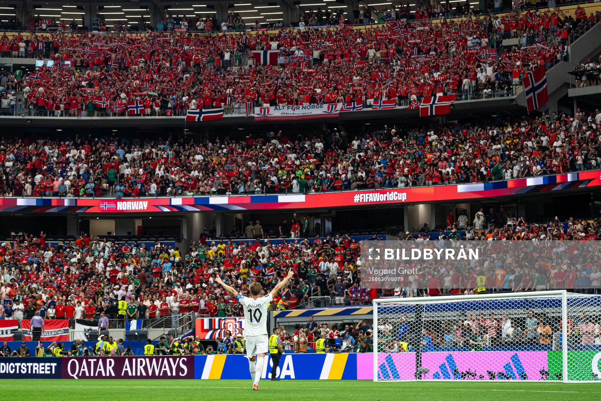 Martin Ødegaard of Norway celebrates