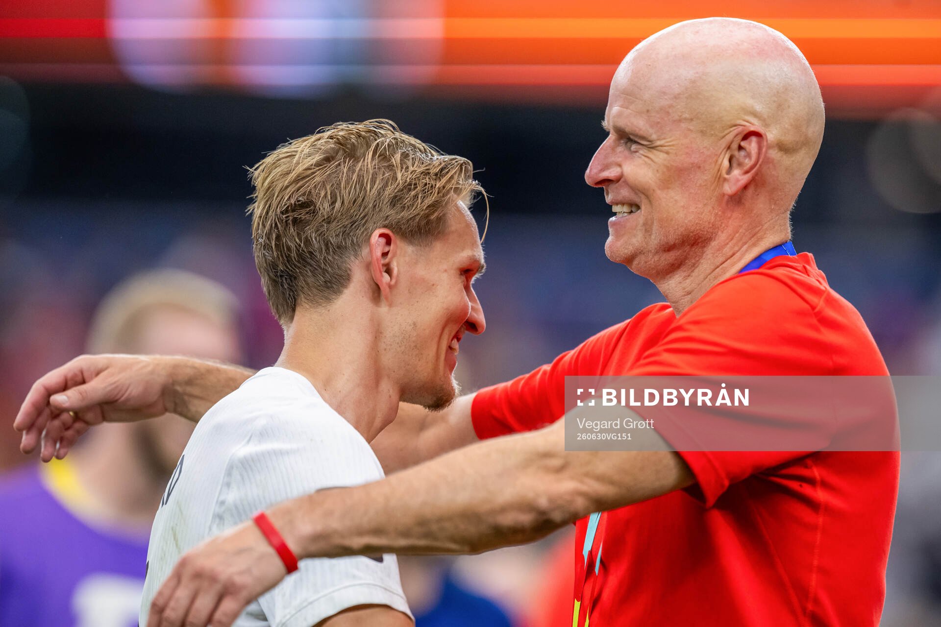 Martin Ødegaard and Ståle Solbakken, head coach of