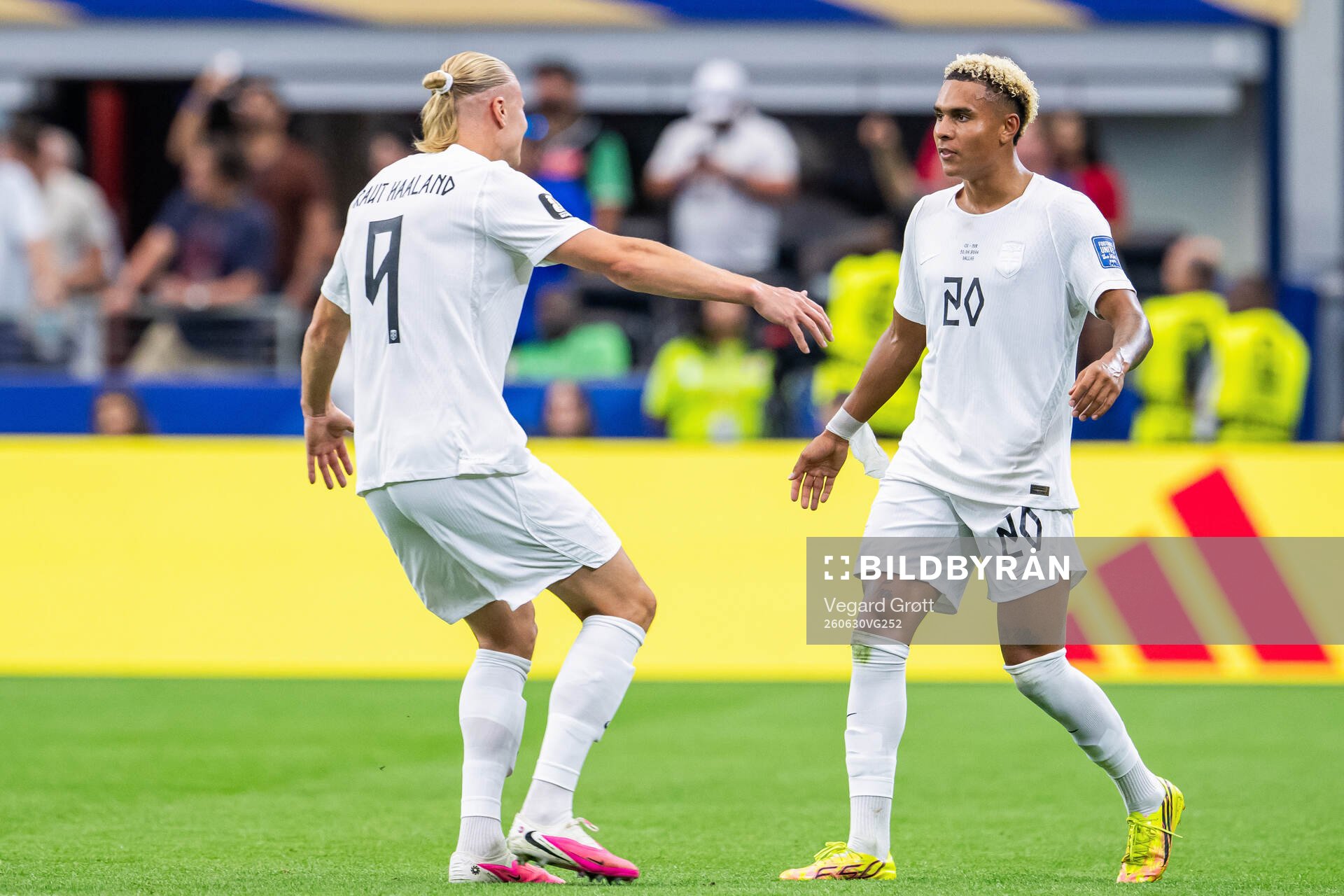 Antonio Nusa of Norway celebrates with teammate Erling