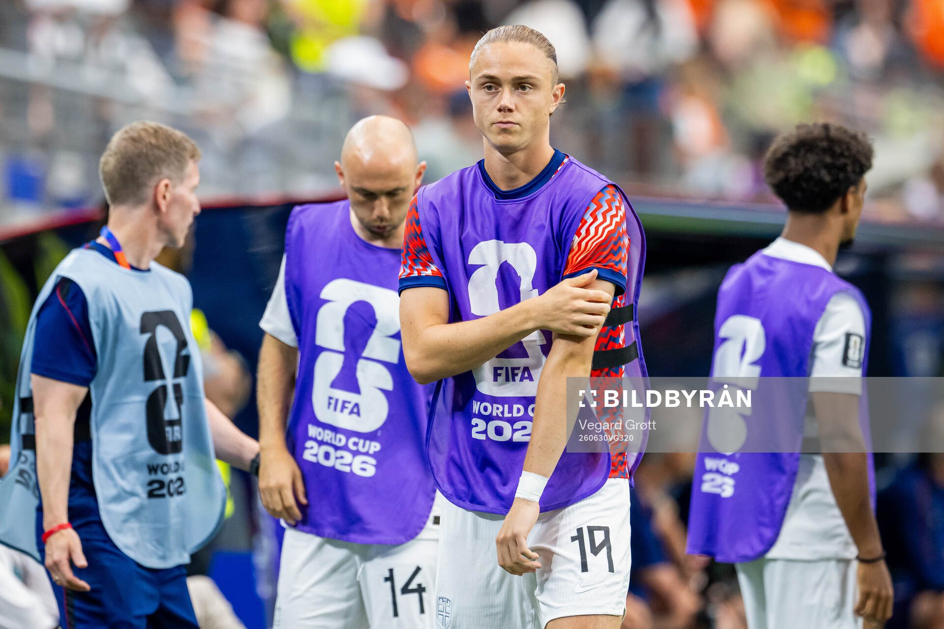 Thelo Aasgaard of Norway warms up