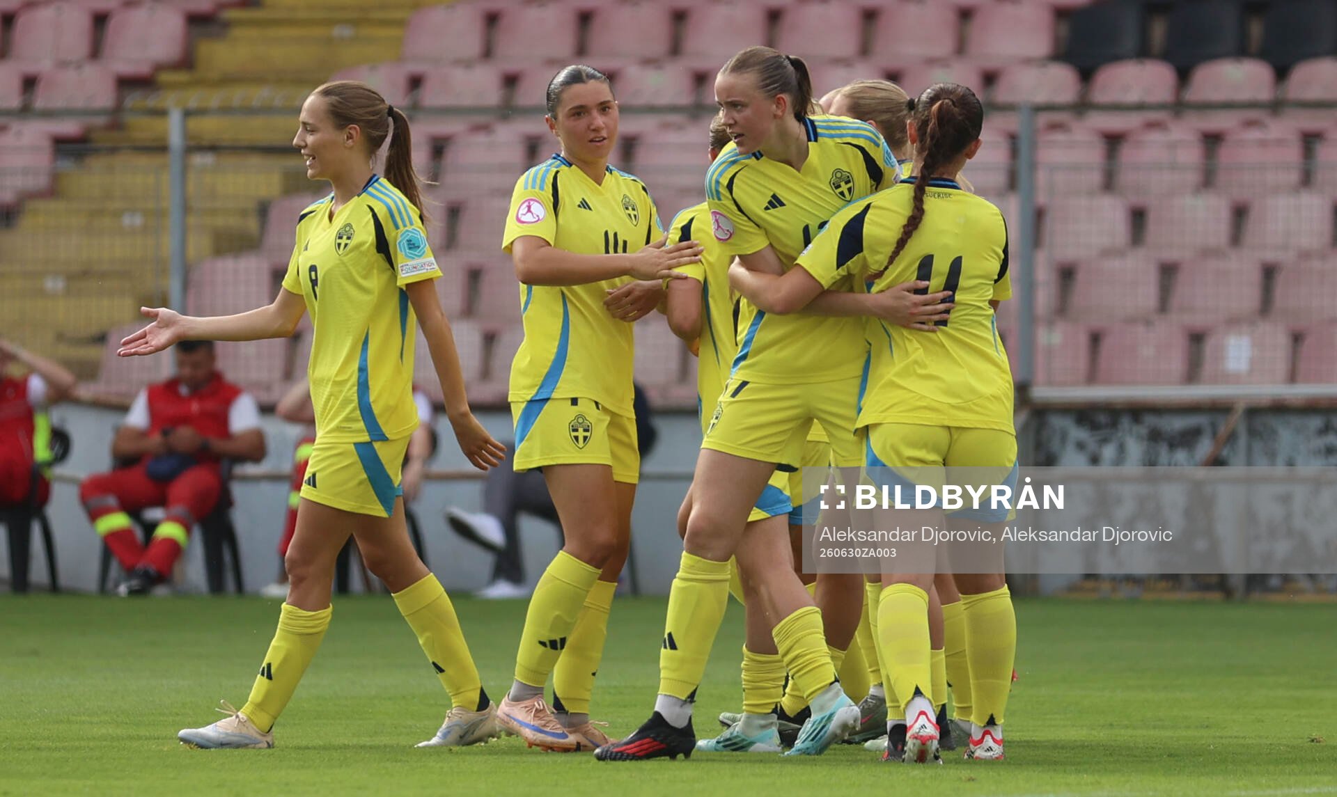 Augusta Priks, Thea Steffansson and Fabienne Bartholdson of