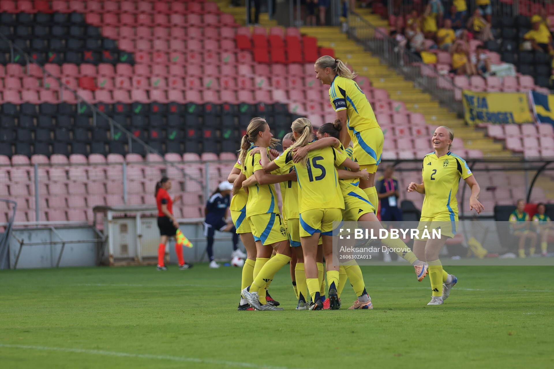 Players of Sweden celebrate