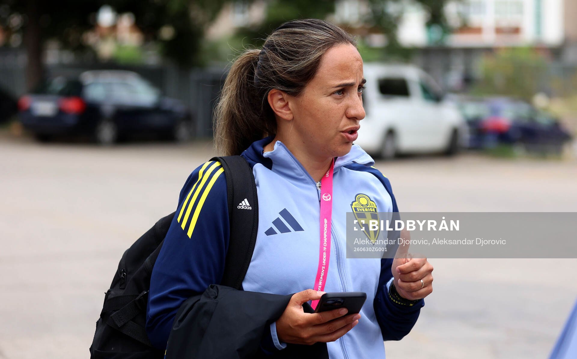Coach Briana Campos of Sweden