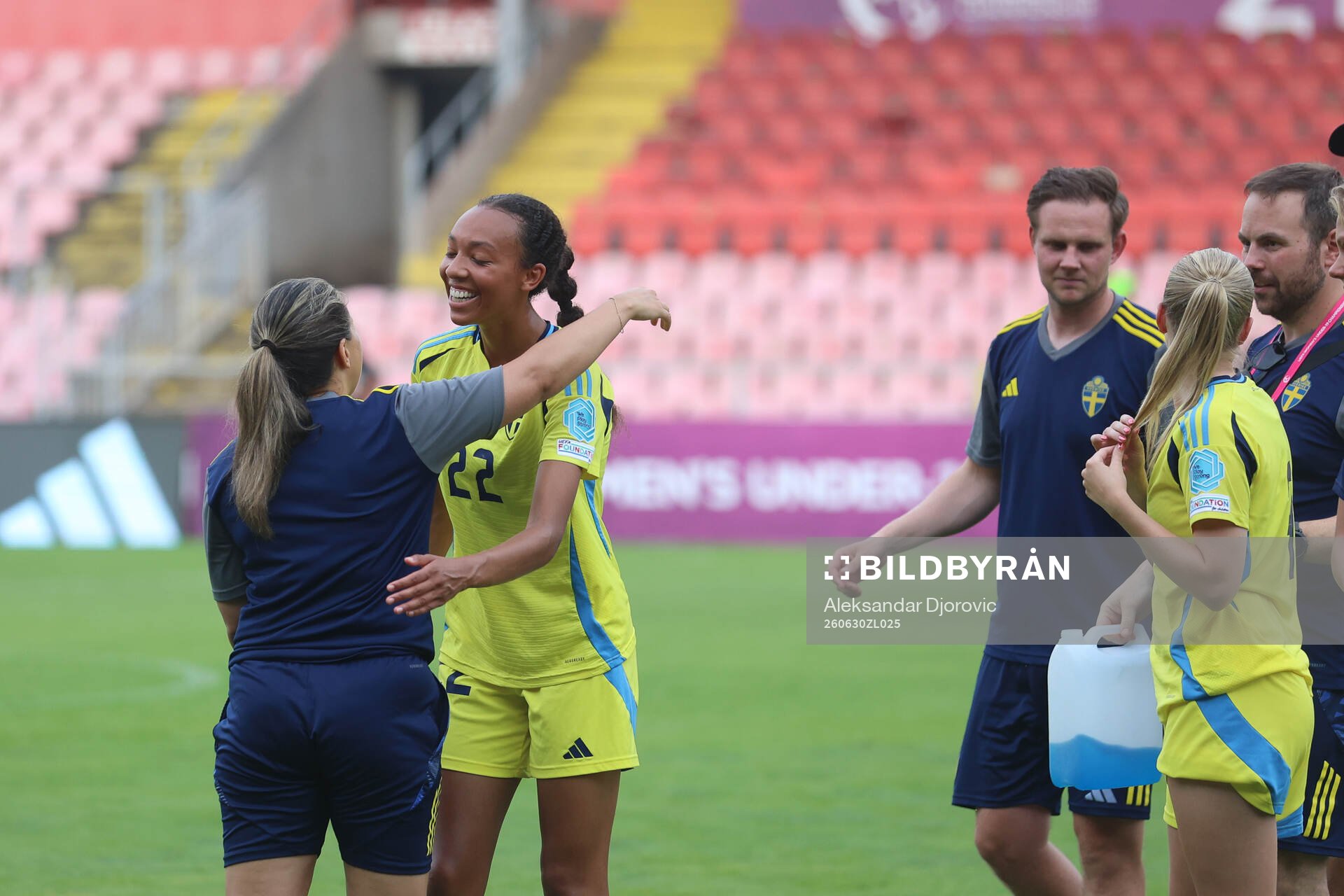 Olivia Okara of Sweden celebrate