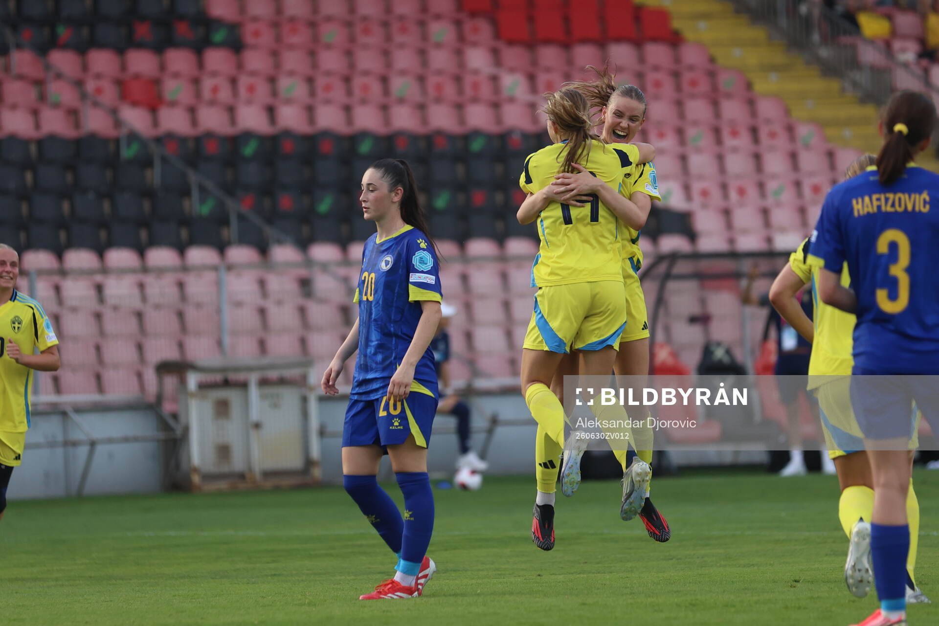 Players of Sweden celebrate the 0-5 goal
