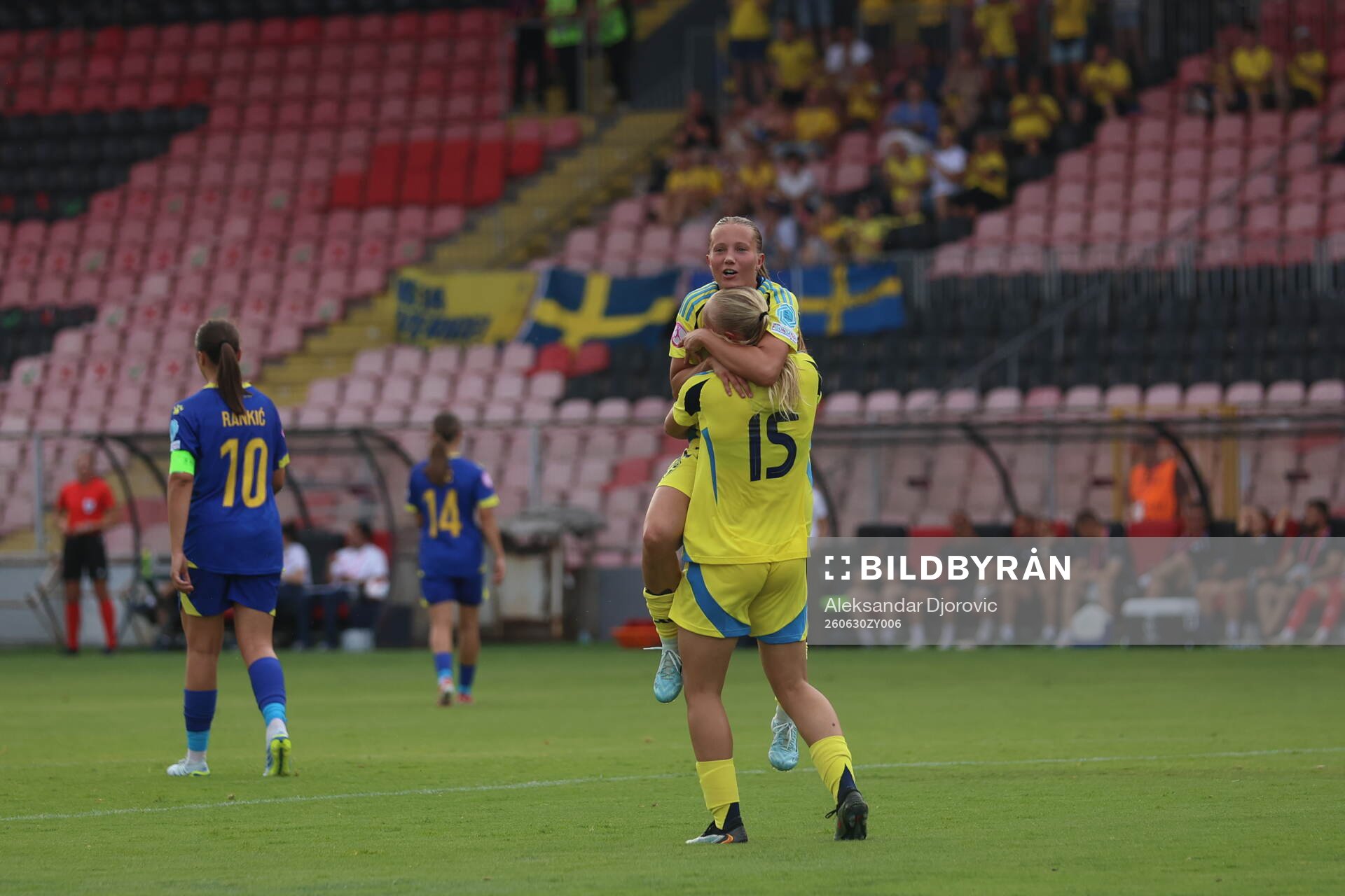 Fanny Peterson and Filippa Andersson Widén of Sweden