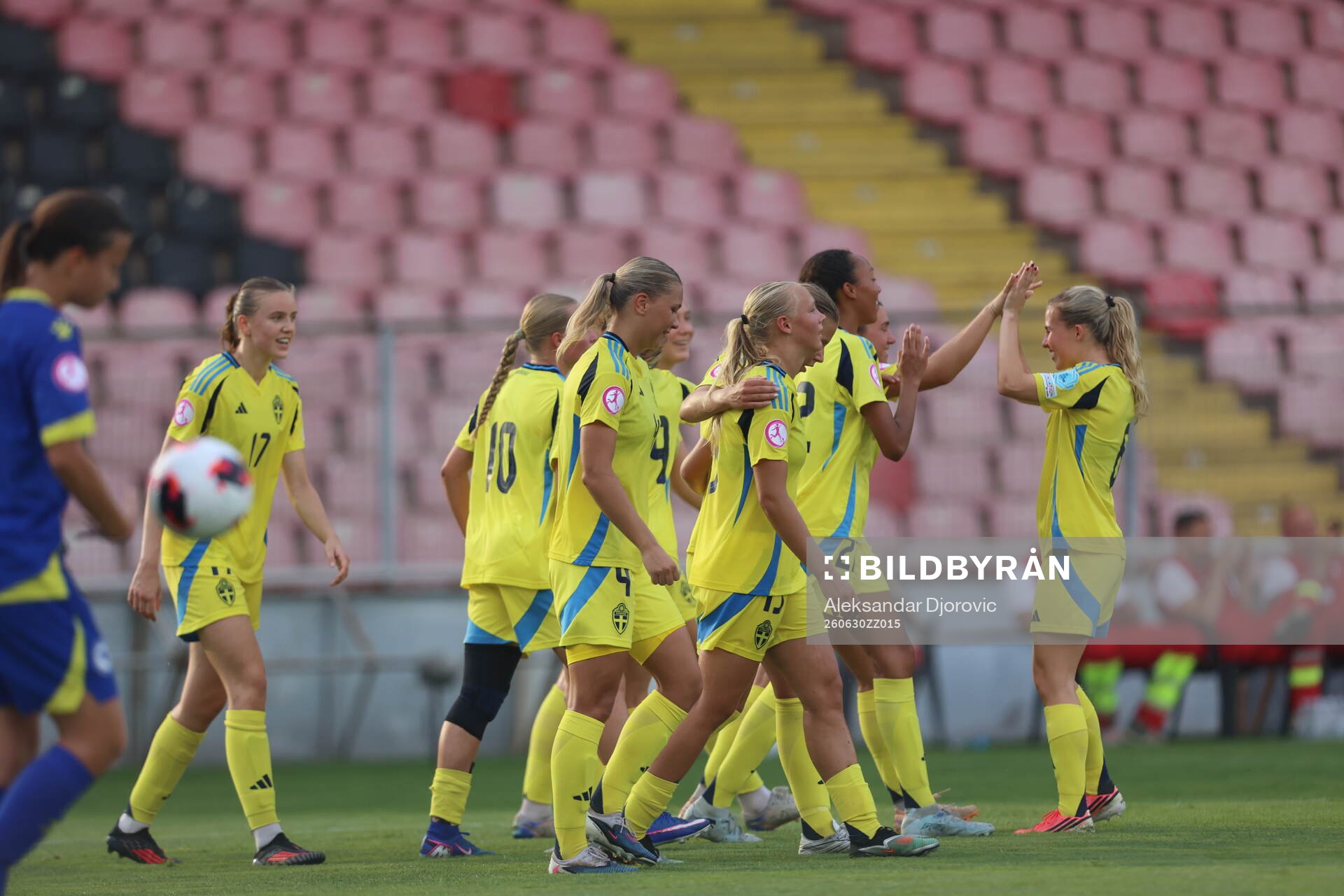 Players of Sweden celebrate