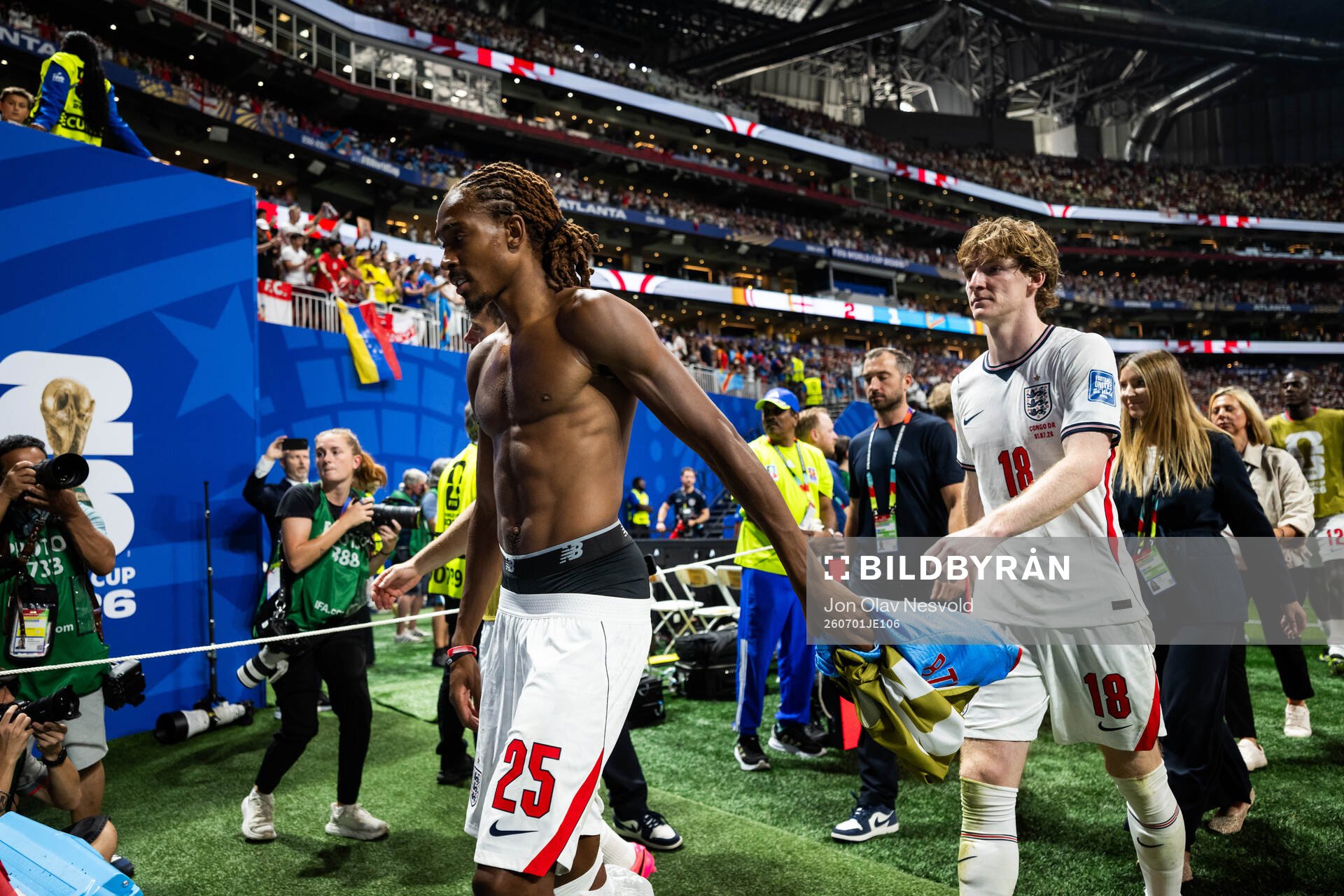 Djed Spence and Anthony Gordon of England