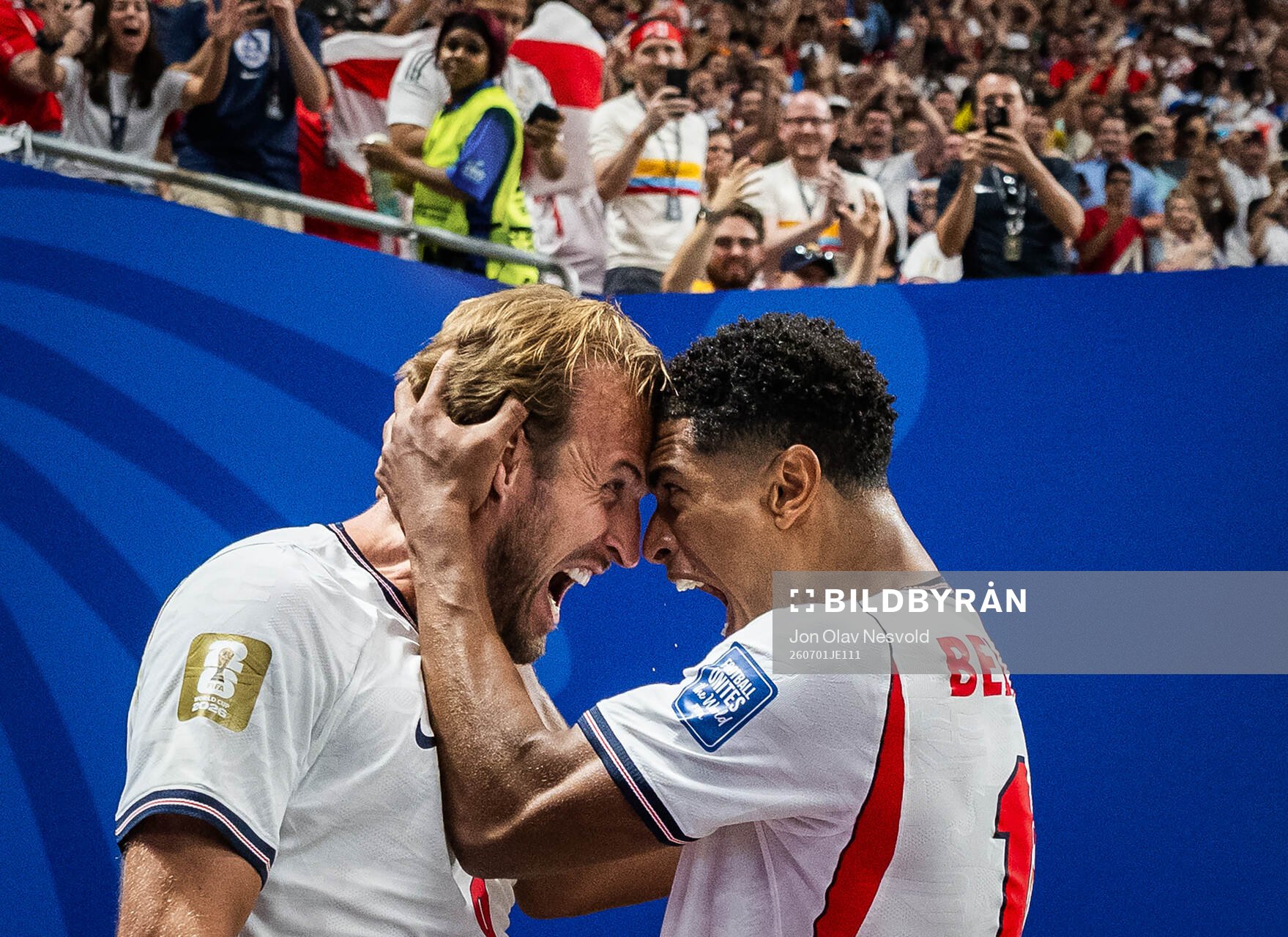Harry Kane and Jude Bellingham celebrate the 1-1 goal