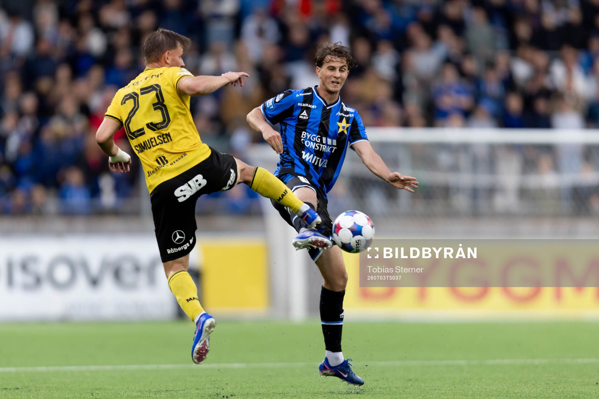 Mjällbys Aki Samuelsen och Sirius Victor Ekström