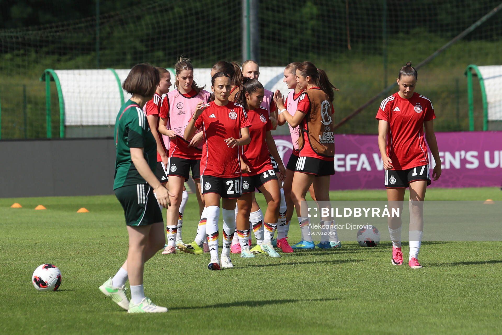 Players of Germany warm up