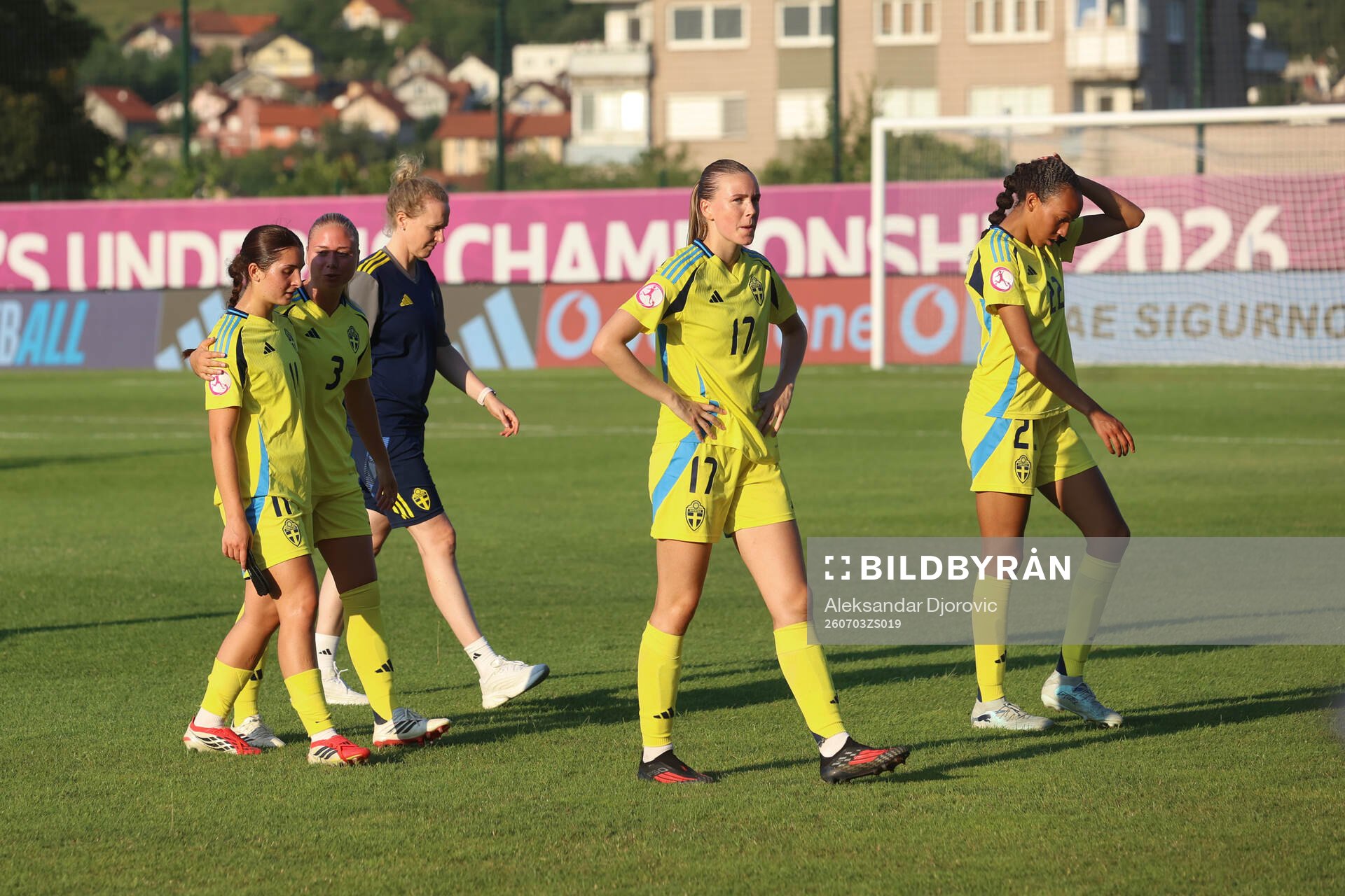 Fabienne Bartholdson and Olivia Okara of Sweden look